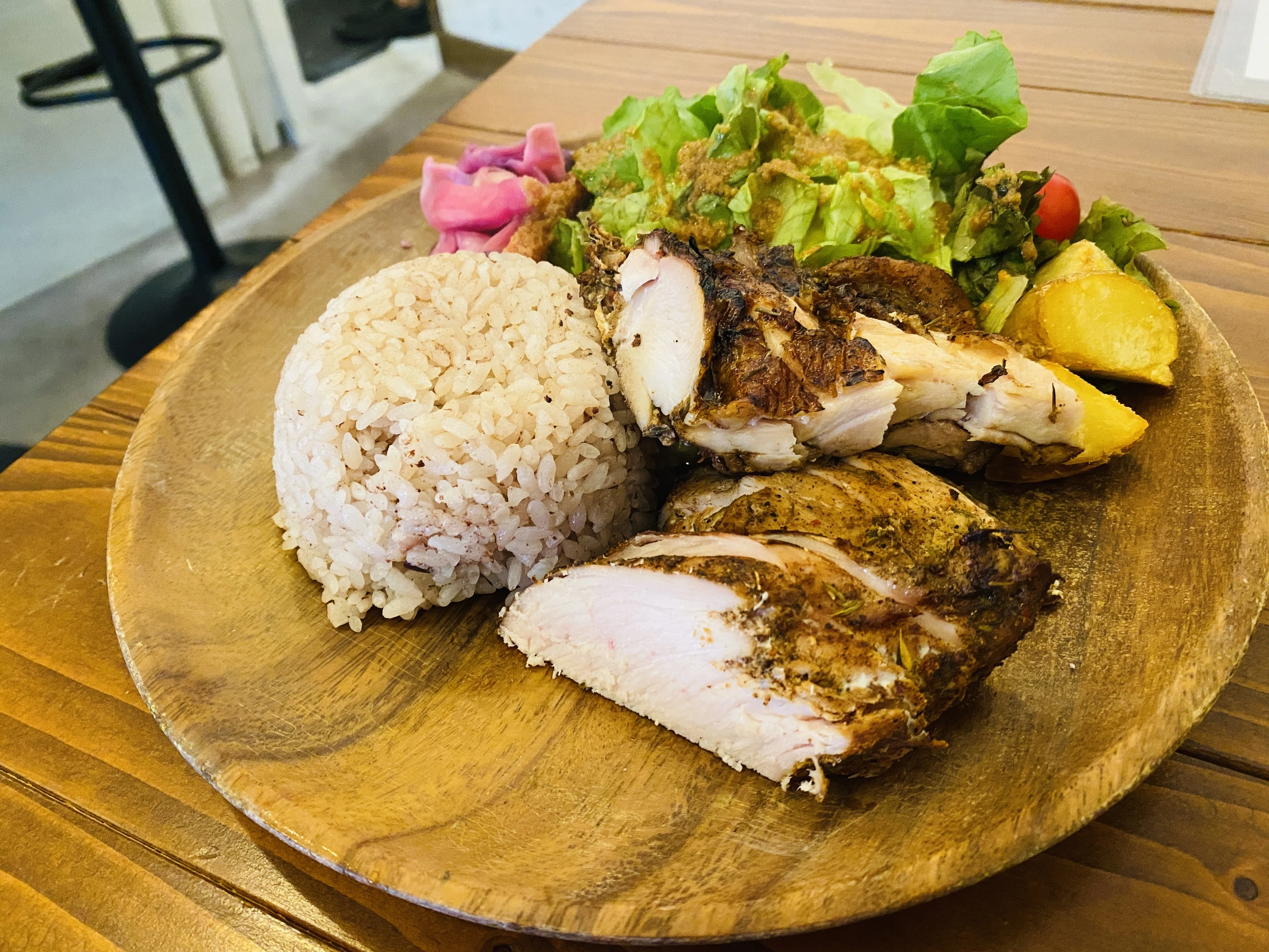 料理エッセイ】ジャークチキンが流行りだしている！松屋も始めたし
