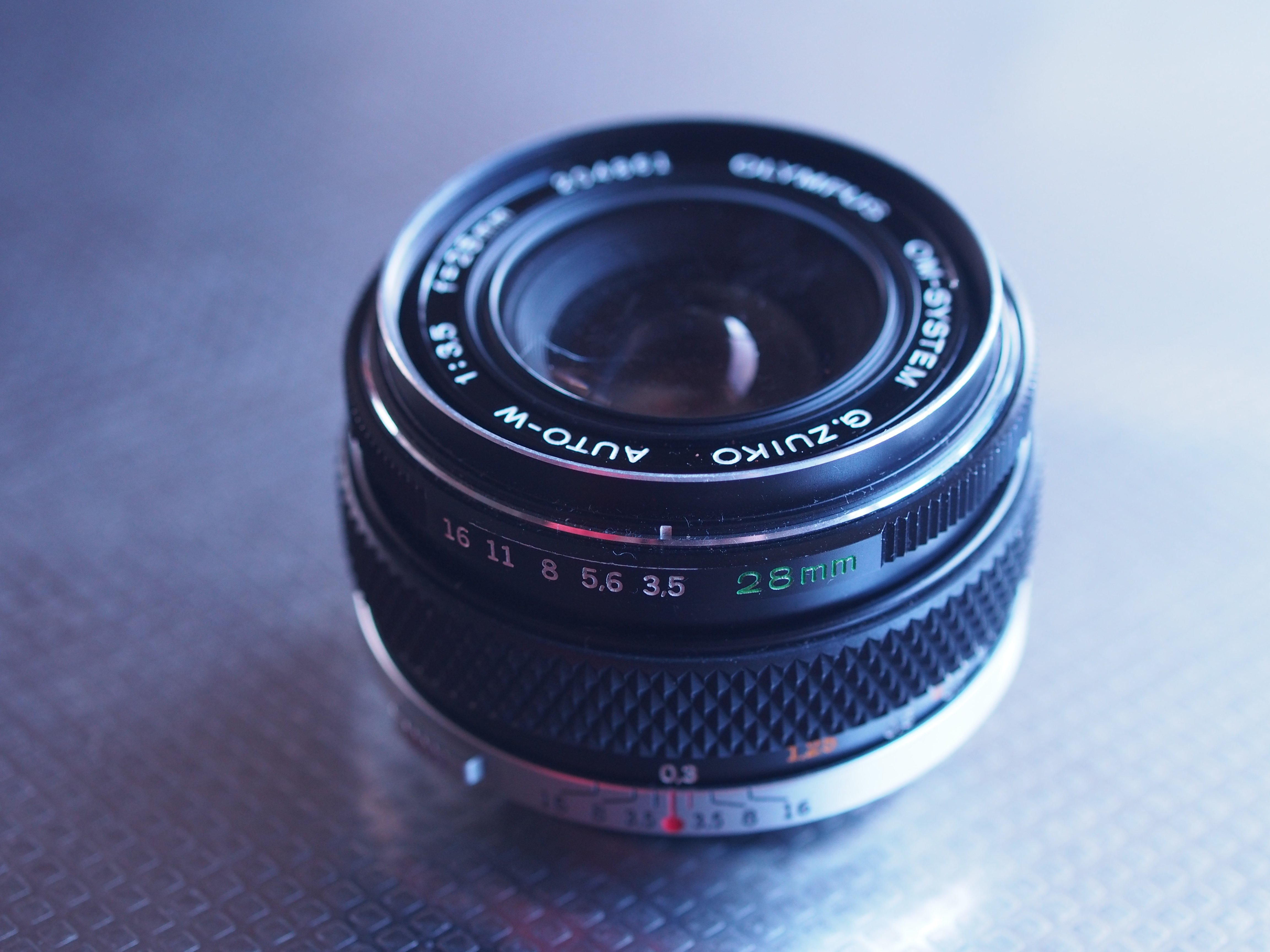 中古】「非常に良い」OLYMPUS OM-SYSTEM G.ZUIKO Auto-W 28mm 1:3.5 OM