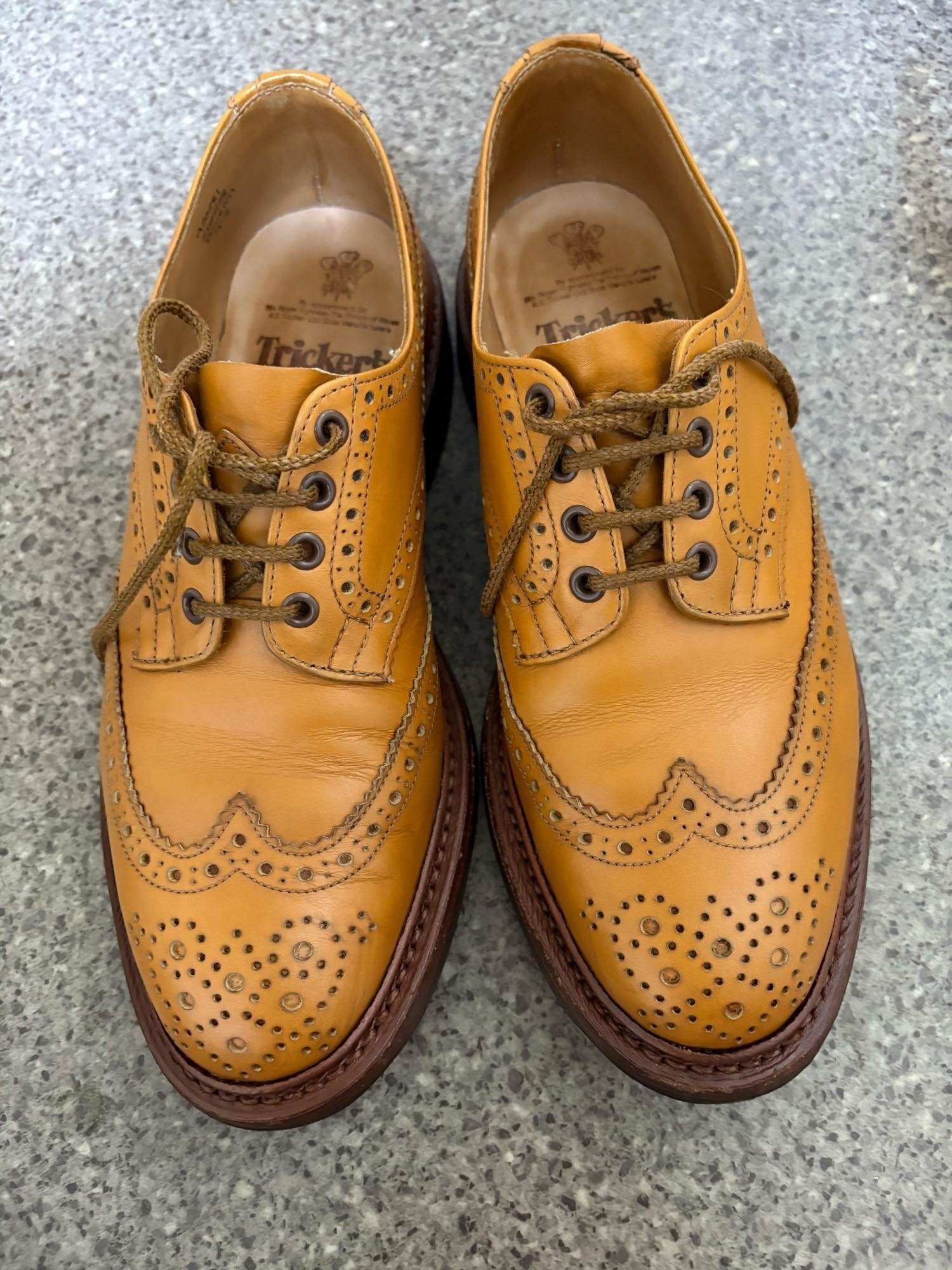 トリッカーズのバートン…ネットで買って大丈夫？｜aishibox