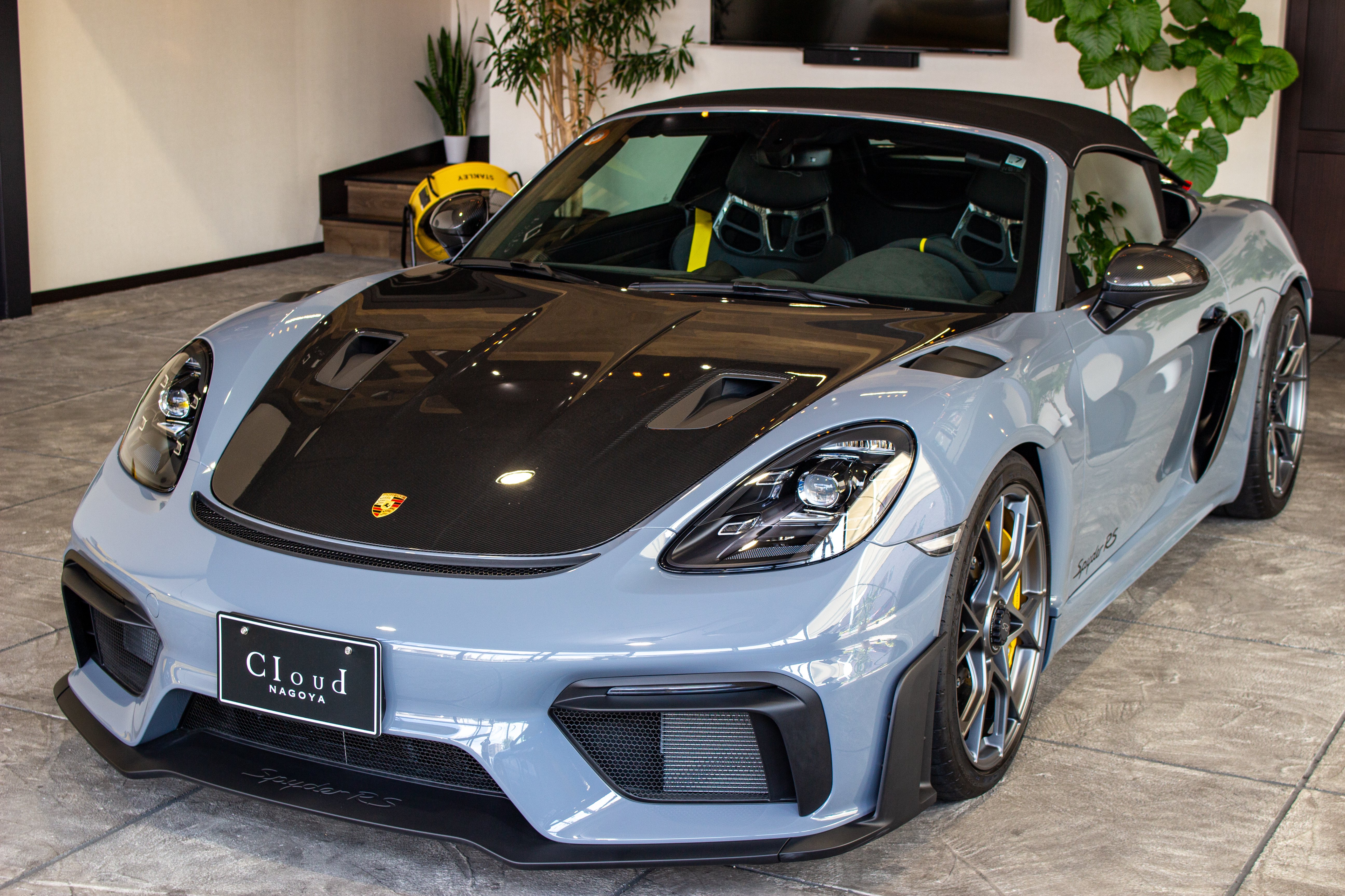 最終進化形の歓び —— 718 Spyder RS が示すポルシェの哲学｜Cloud NAGOYA