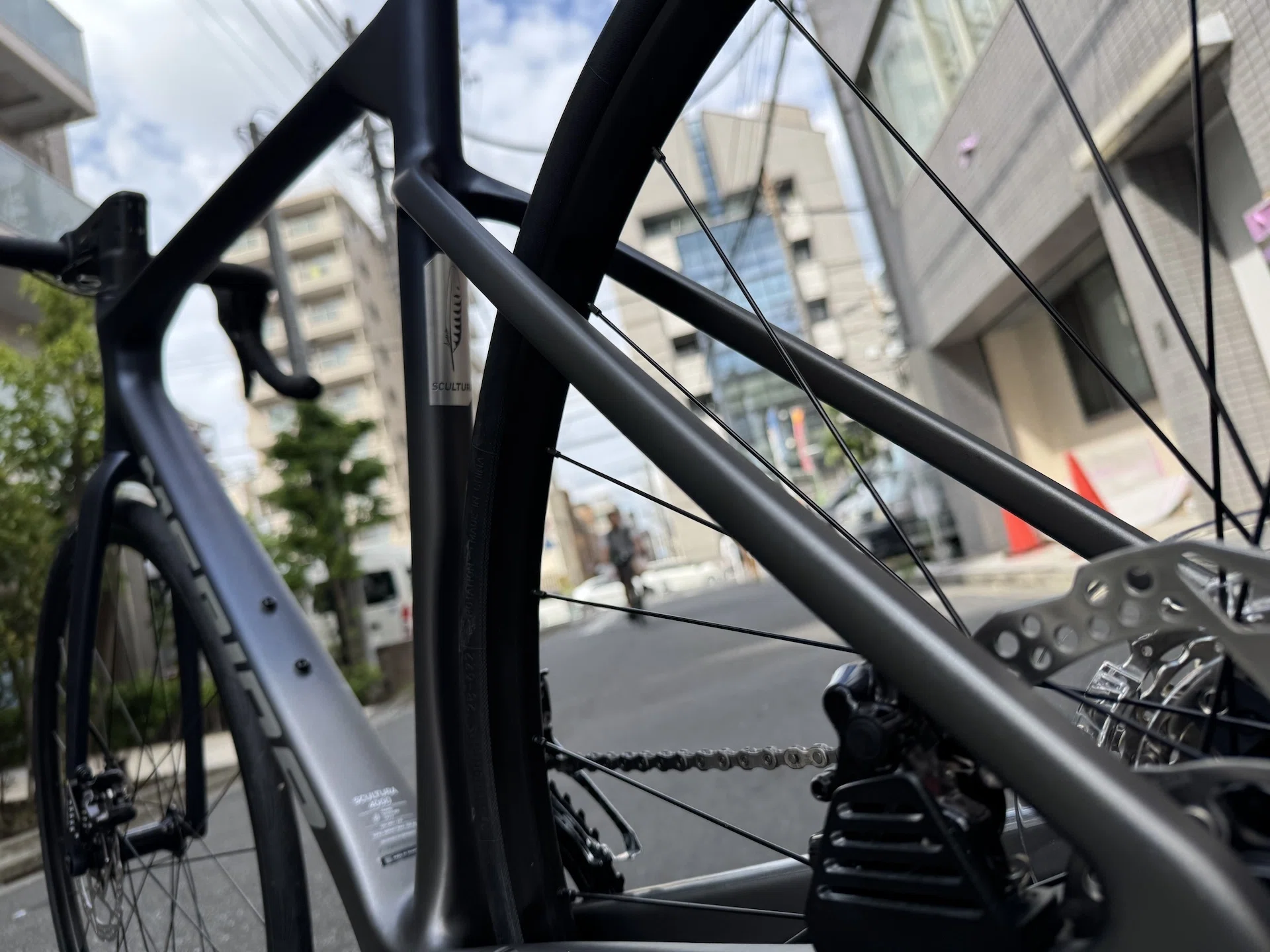 リムブレーキ時代とは違う「ミドルグレード」の意味｜サイクルショップ