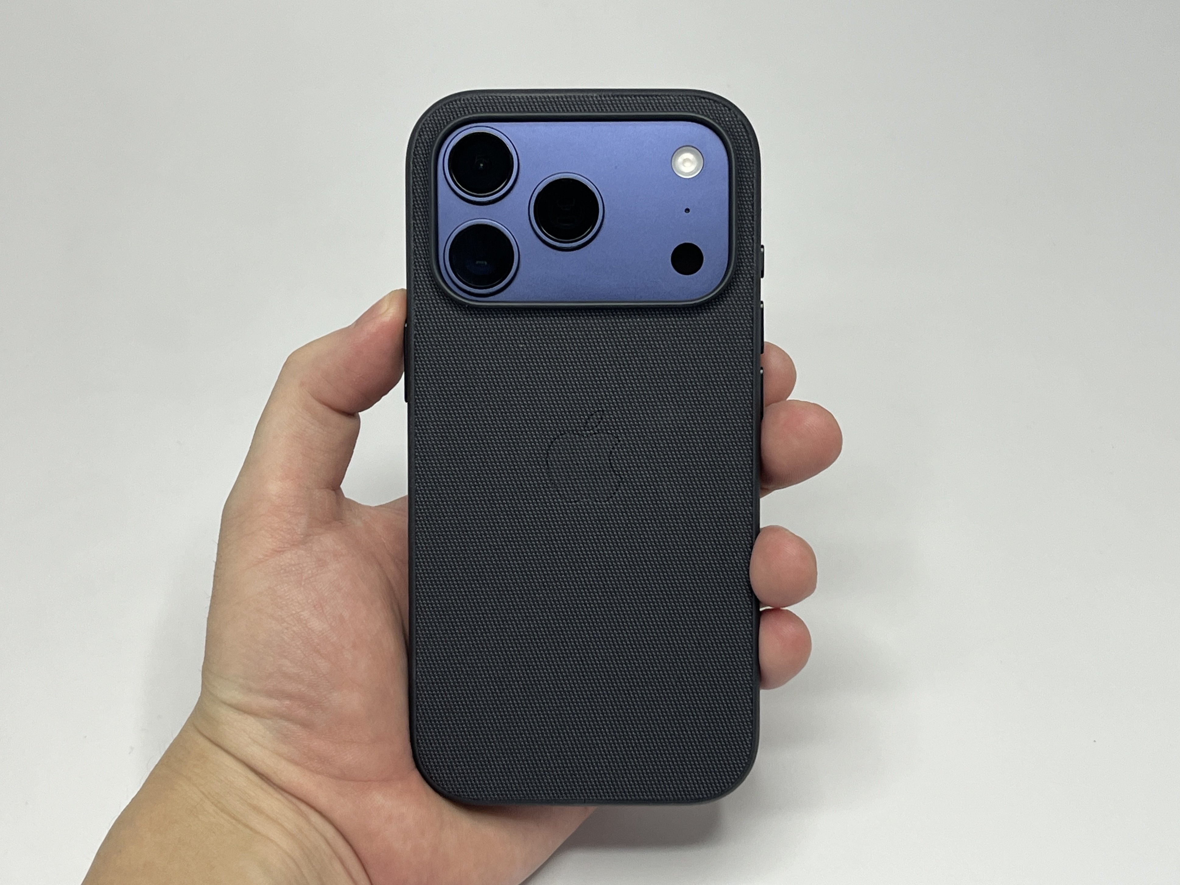 iPhone 17 Pro 純正 テックウーブンケース ブルー Magsafe MagSafe対応iPhone 17 Proテックウーブンケース - ブルー