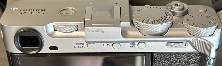 X-E5の一番かわいいところ（サムレスト・ストラップ・ケース