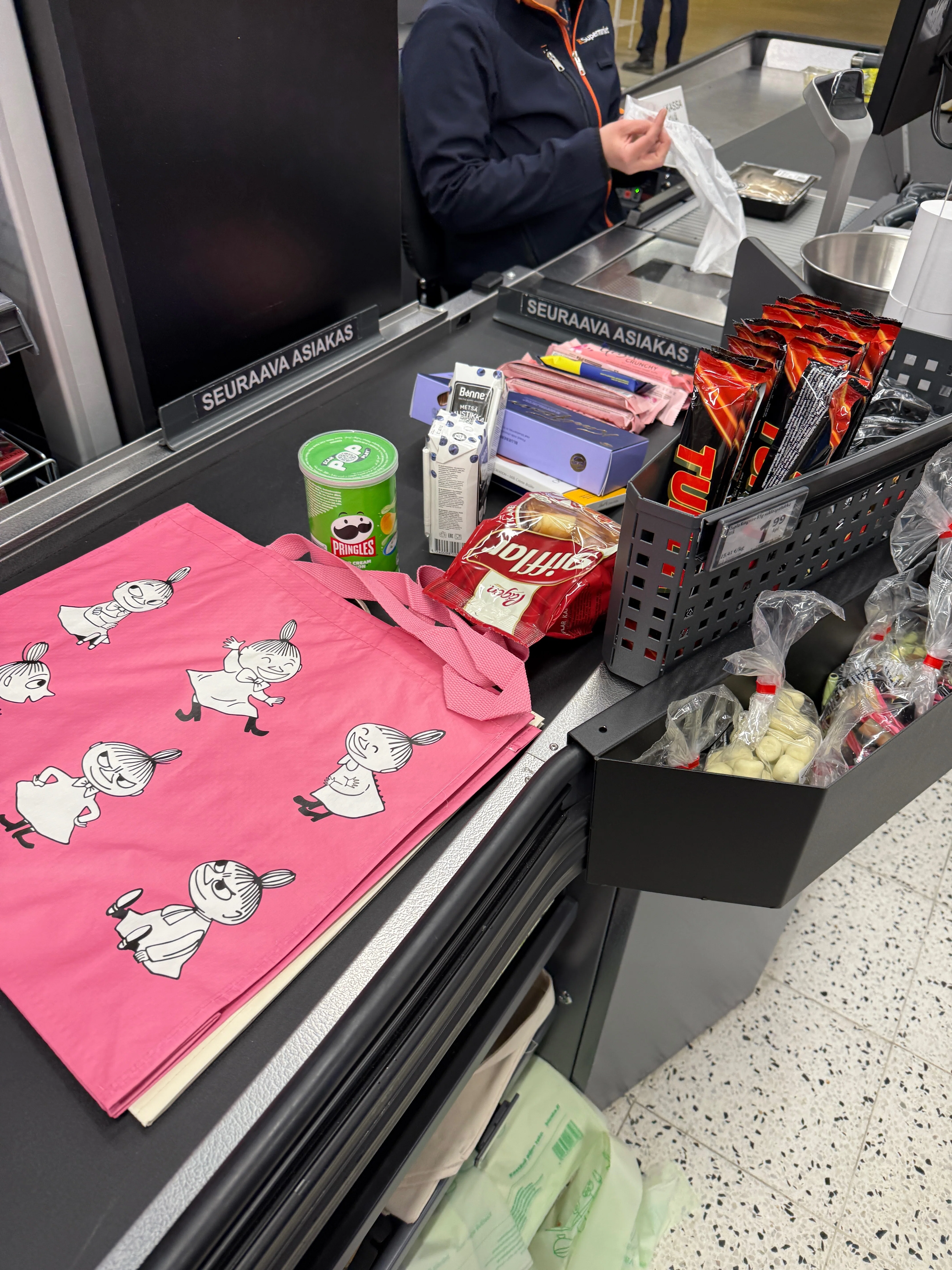 アイスランド&フィンランド旅行🇫🇮 ⑤ ヘルシンキ観光とお買い物｜yuyu
