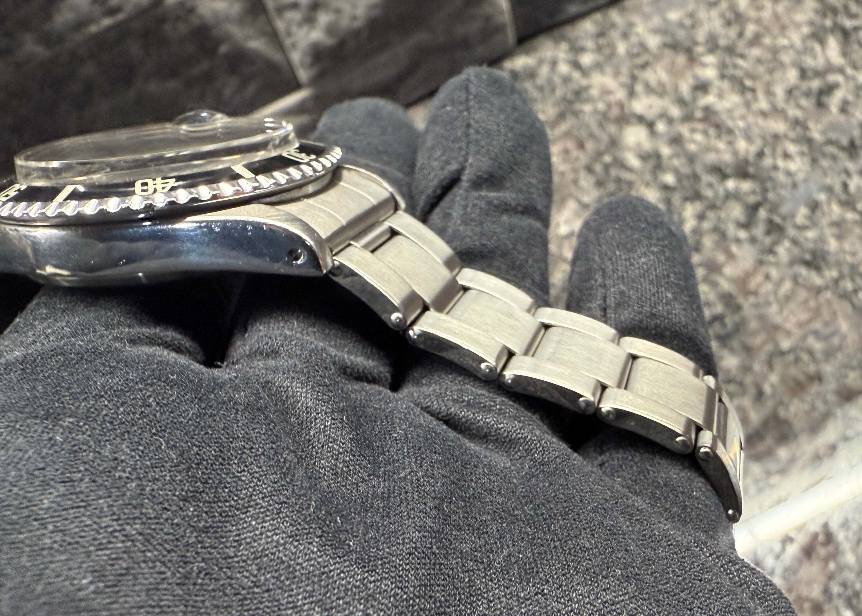 魅力ポイント満載！メーターファースト パンチラMK2ダイヤル！初期赤