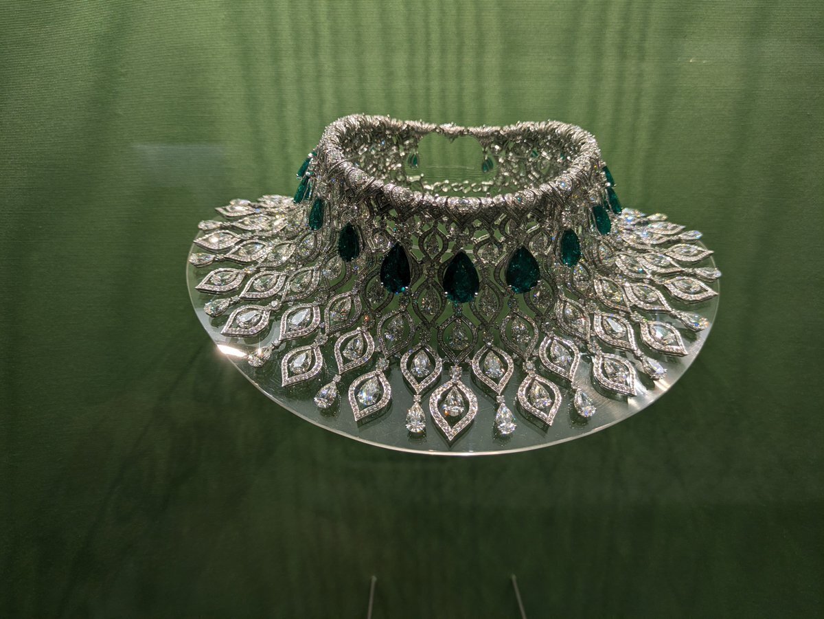 ブルガリ カレイドス 色彩・文化・技巧｜白桃ゆめの