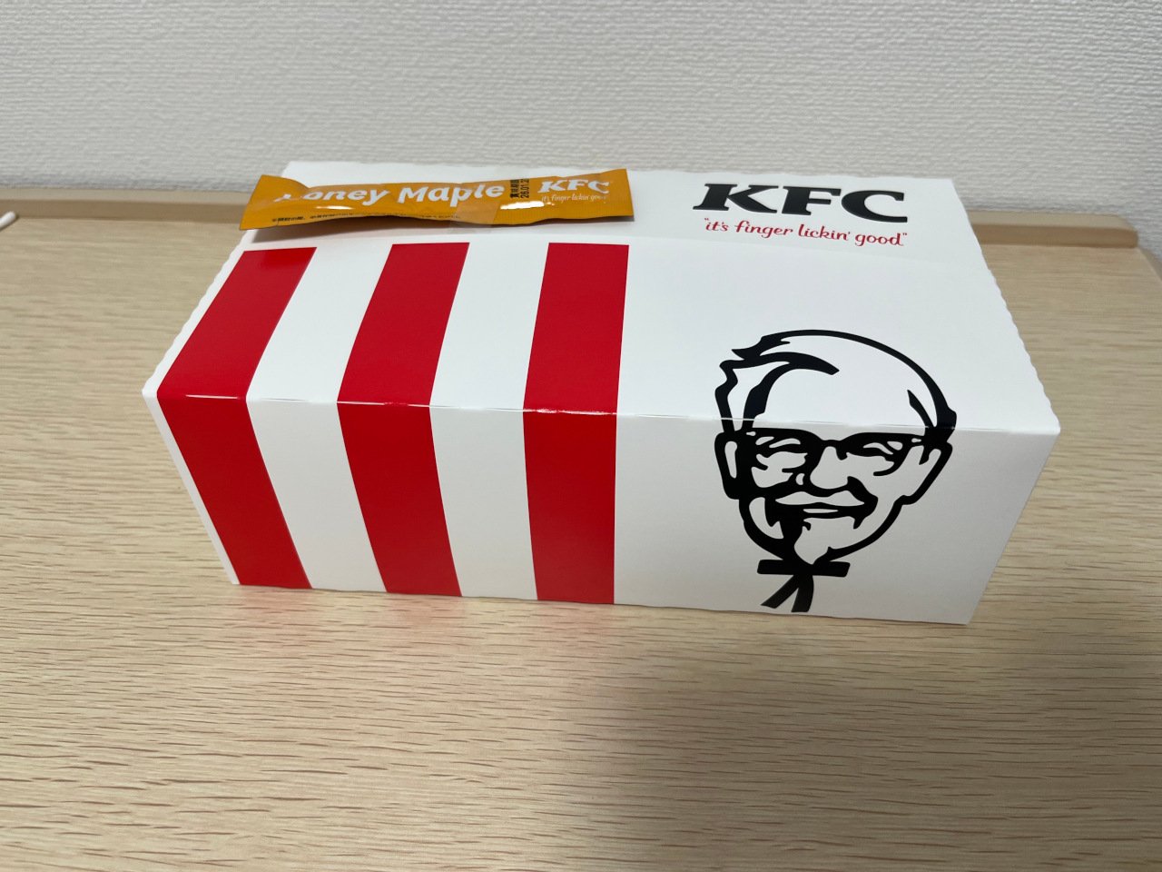 BOSS ウマ娘 直筆サイン入り 置いとくボックス 当選品 激レア BOSS ウマ娘 直筆サイン入り 置いとくボックス 当選品 激レア