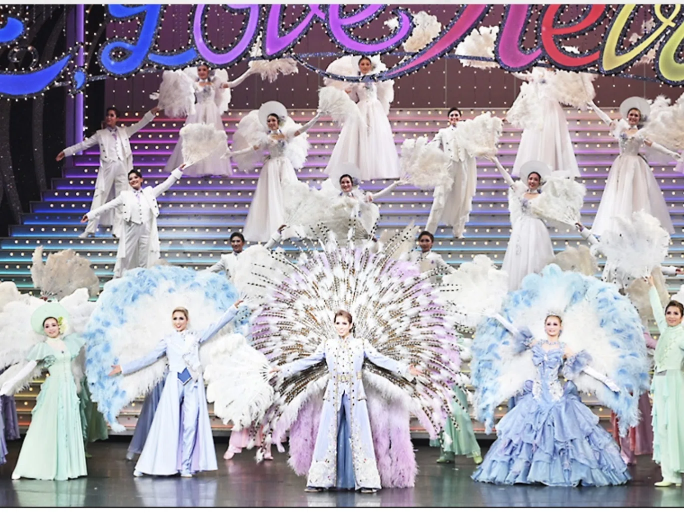 悪魔城ドラキュラ〜月下の覚醒〜／愛，Love Revue！」宝塚花組｜メリア