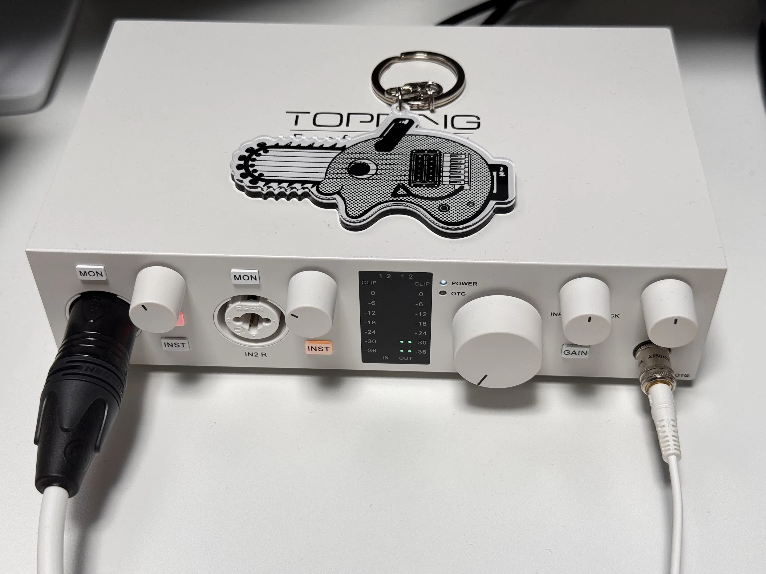 ZG02のほぼ上位互換 Topping E1x2 OTG比較｜よろ