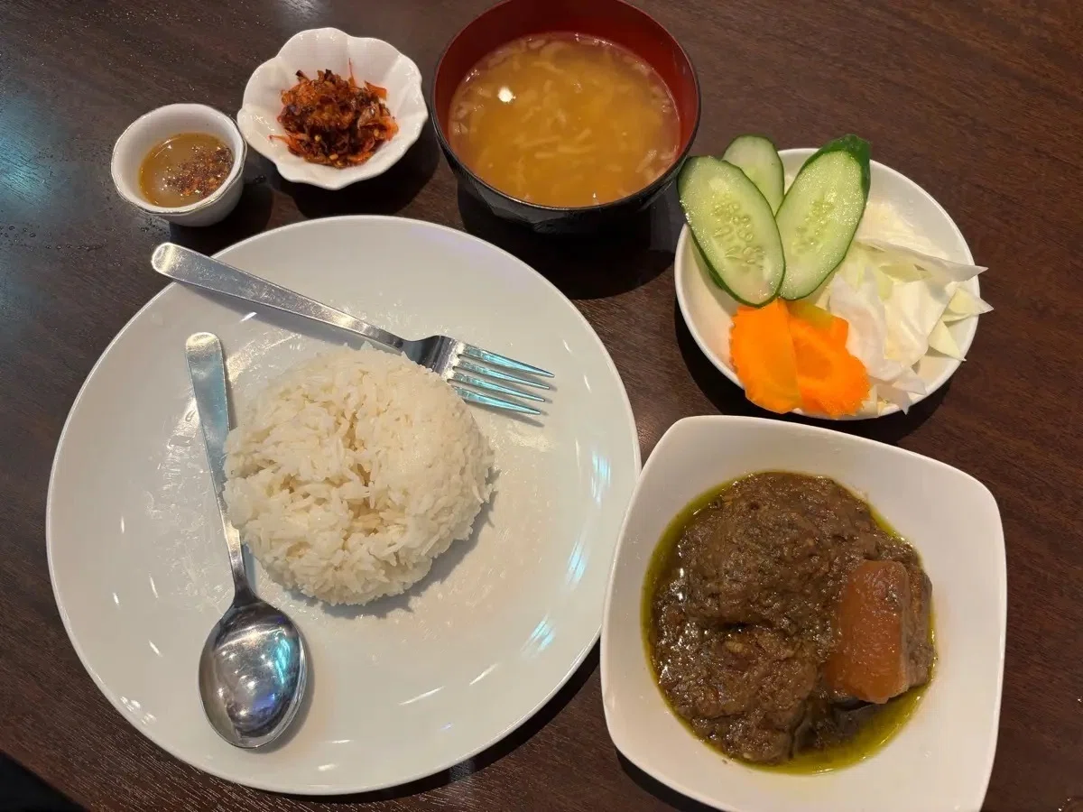 シュエババ