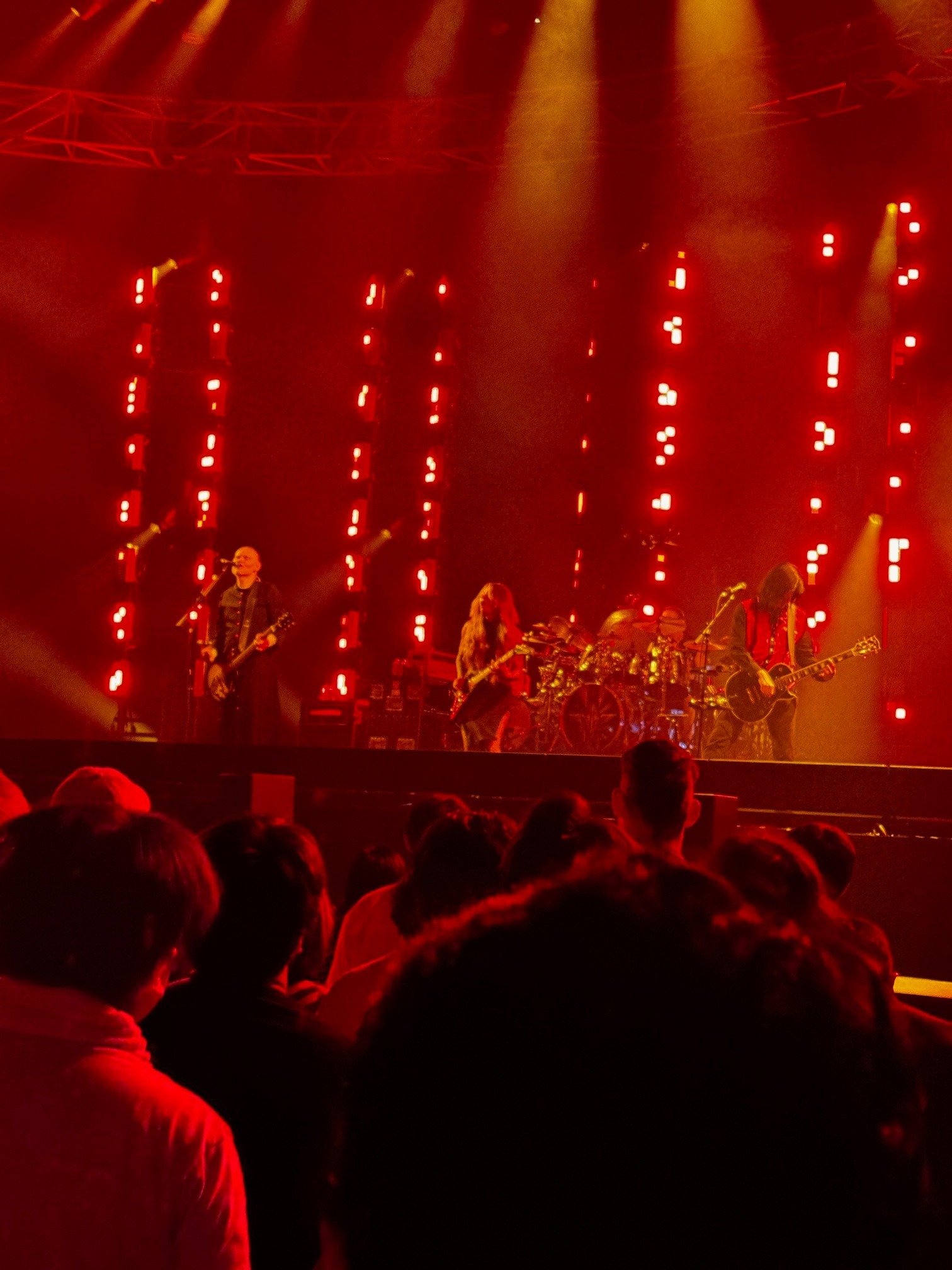 ライブレポート】The Smashing Pumpkins｜2025/9/17@日本武道館｜ぬま