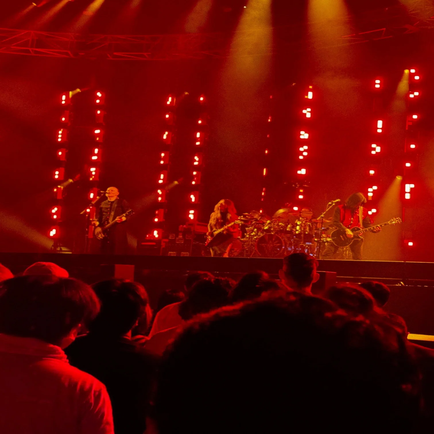 ライブレポート】The Smashing Pumpkins｜2025/9/17@日本武道館｜ぬま