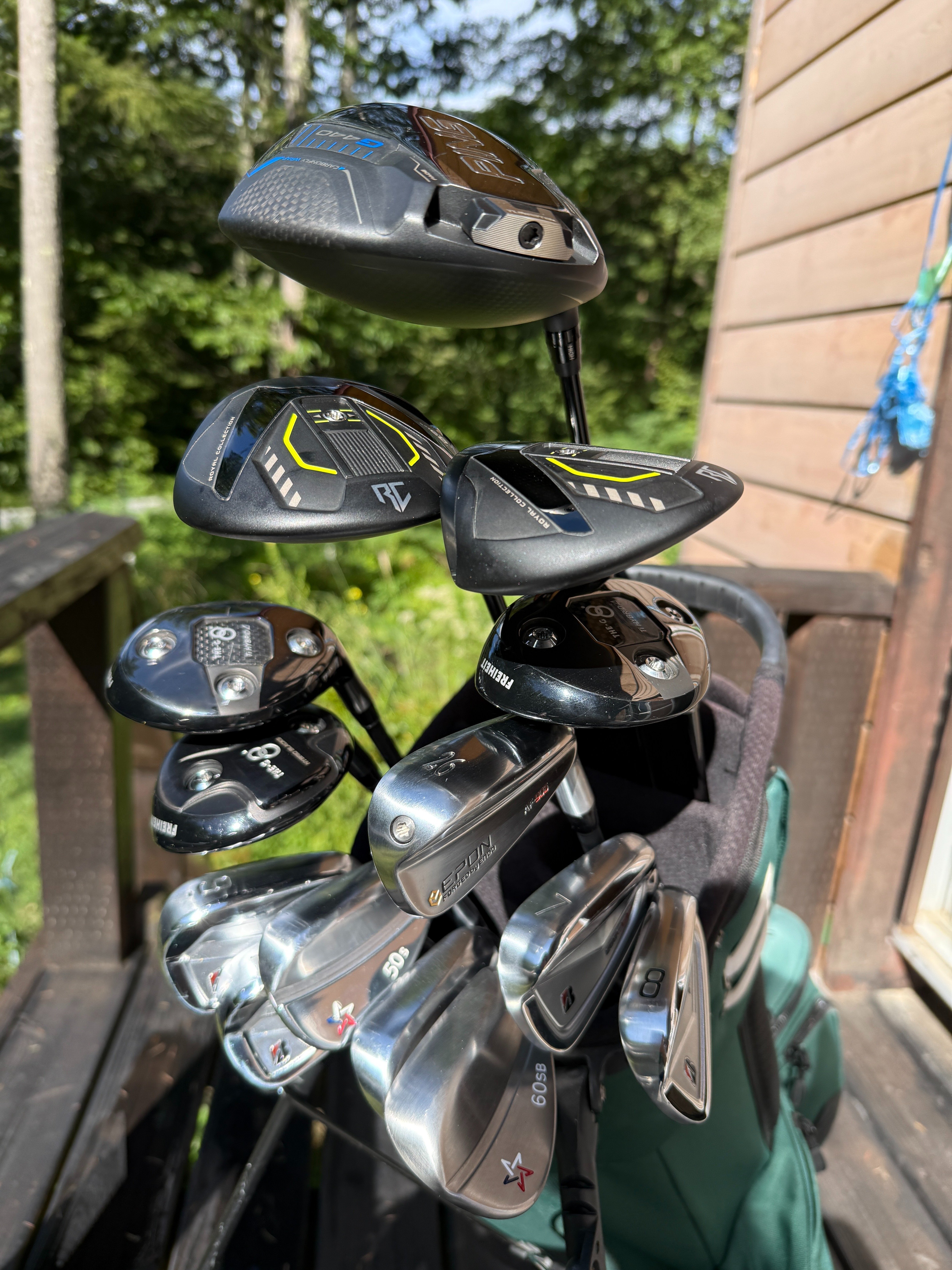 誰も興味ないT島の9月の WHAT'S IN THE BAG｜Motoharu ”T島”Tajima