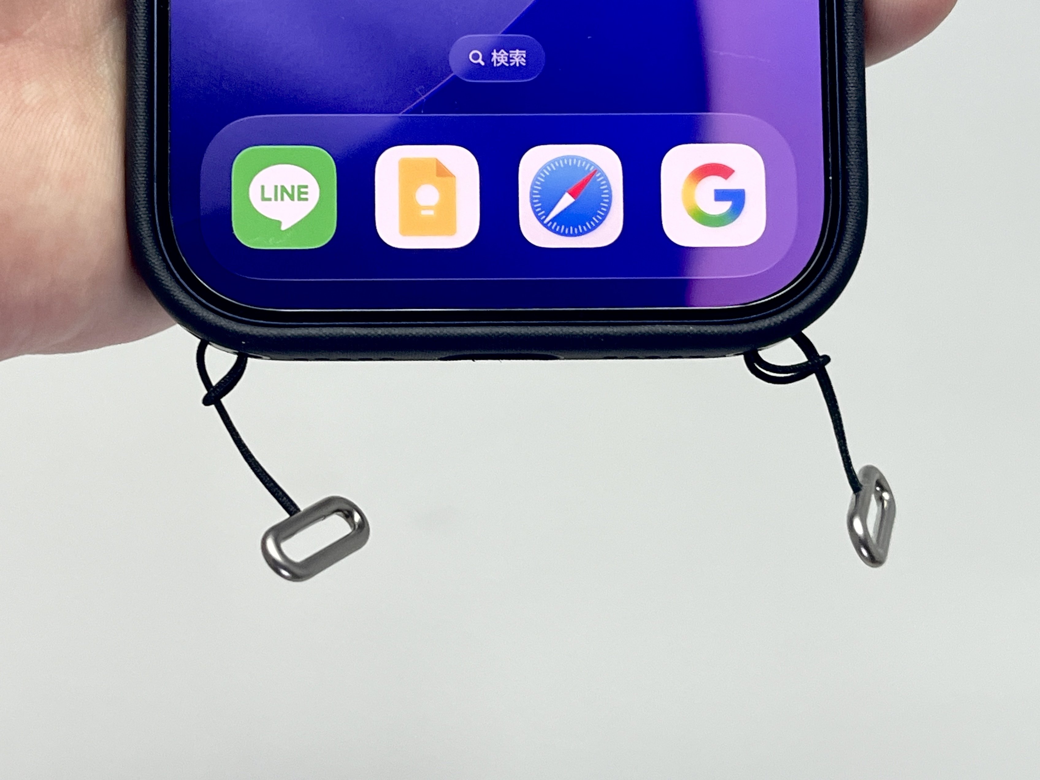 iPhone 17 シリコンケース クロスボディストラップ iPhone 17 シリコンケース クロスボディストラップ - メルカリ