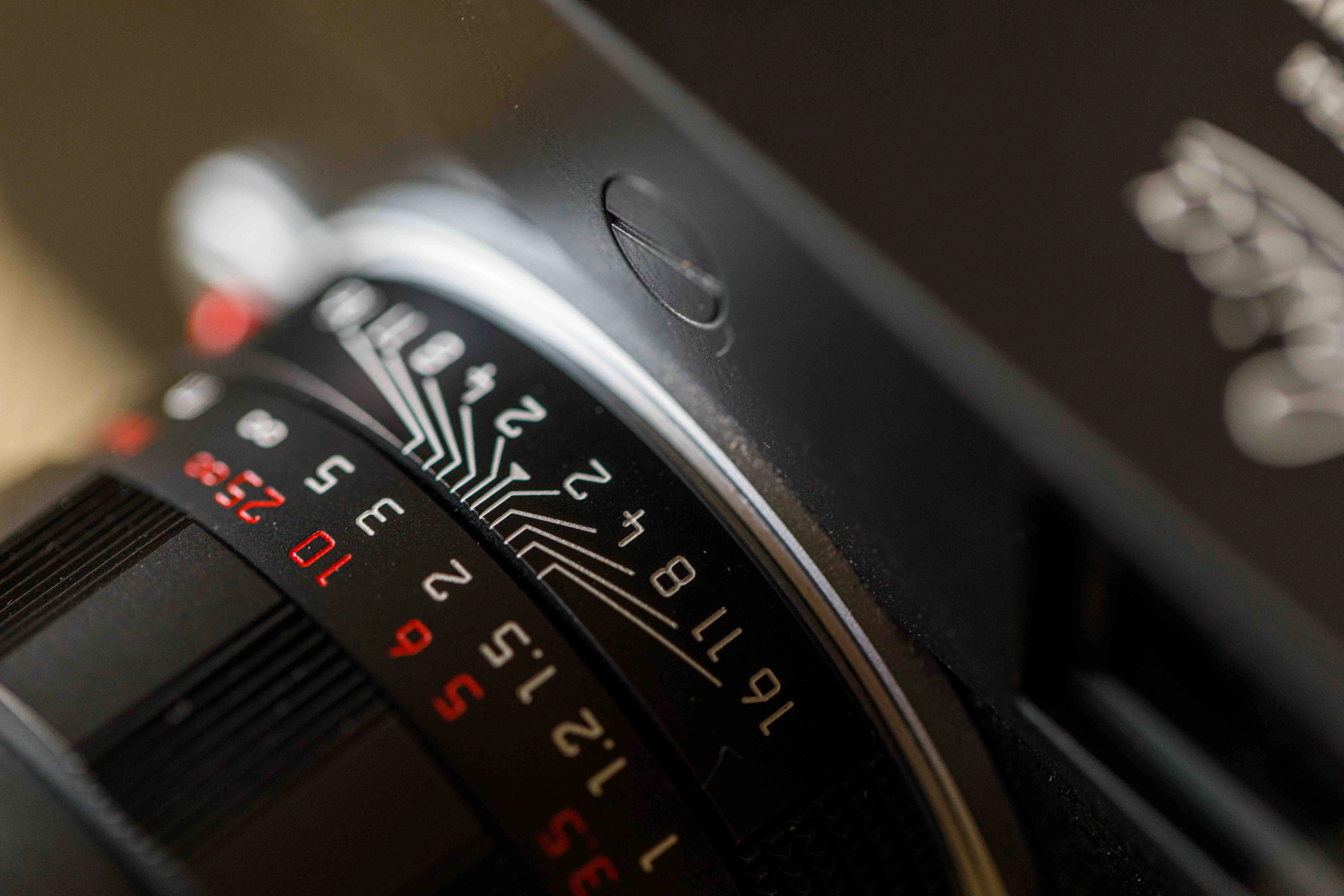 Summilux-M 50mm f/1.4 ASPH ブラッククローム エデションを2年使って