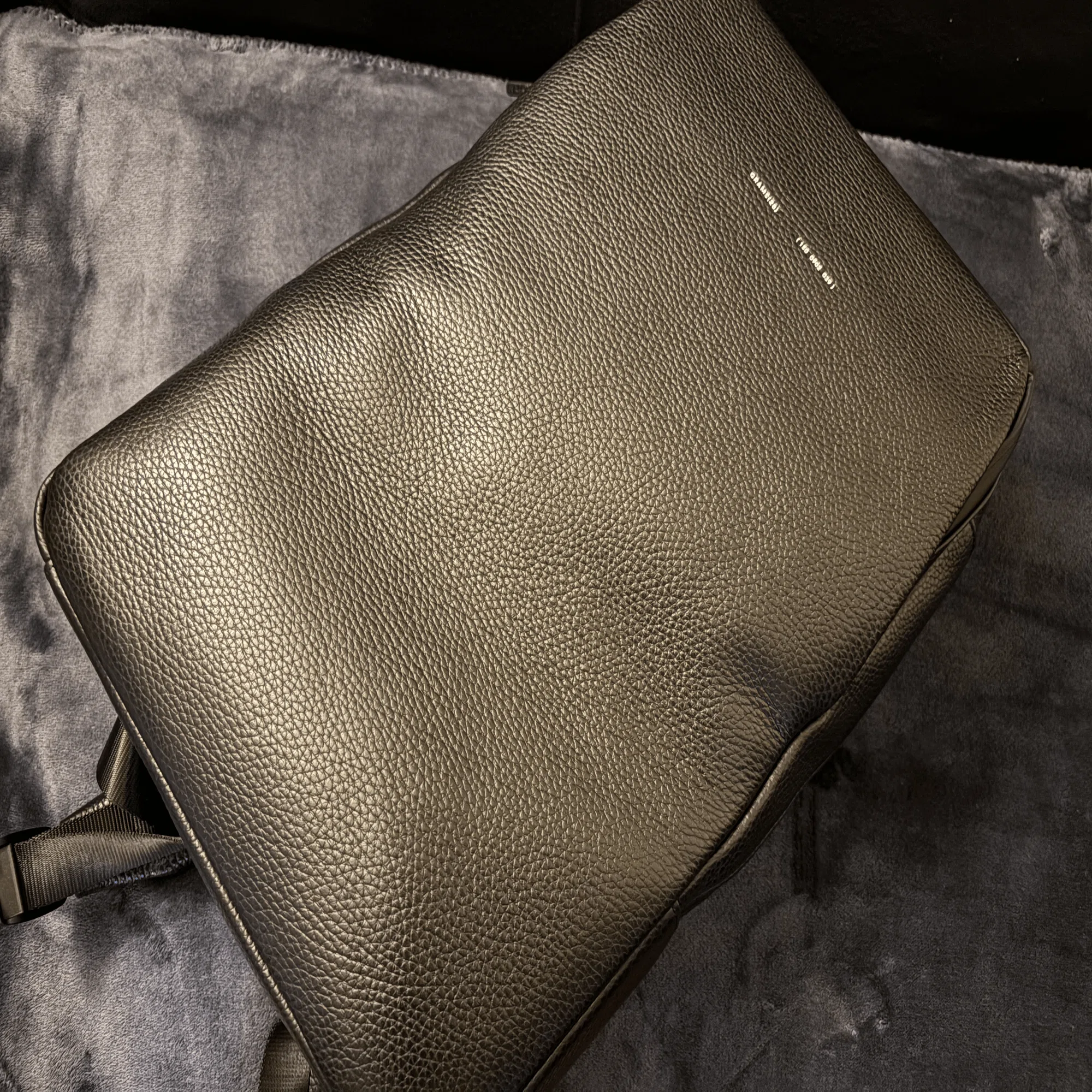ミニマルバックパック『GRAMS(28) 150 Daypack』とWhat's in my bag｜nao