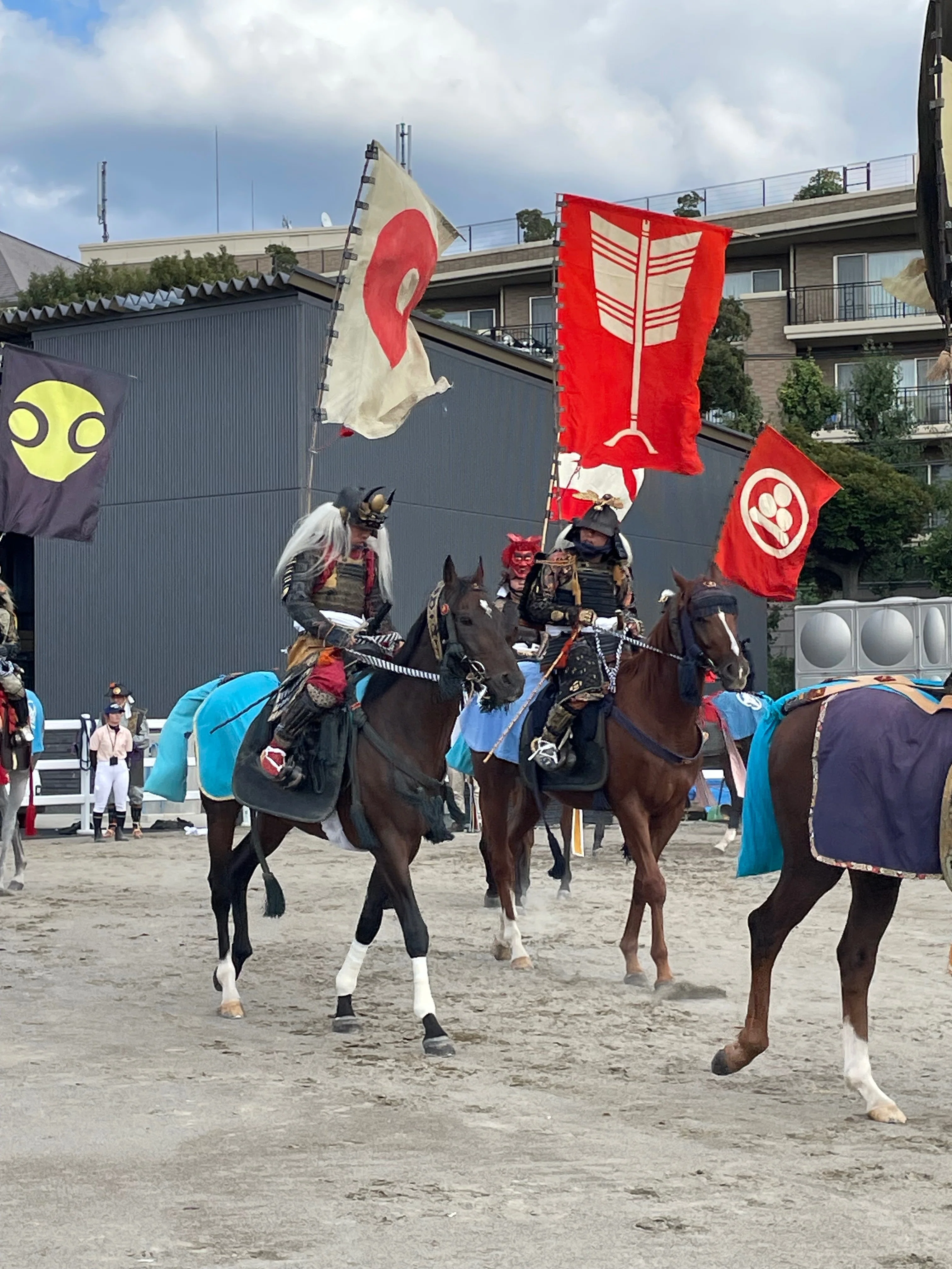 日記｜愛馬の日❗️JRA馬事公苑にて「甲冑競馬」｜アンドレ安堂