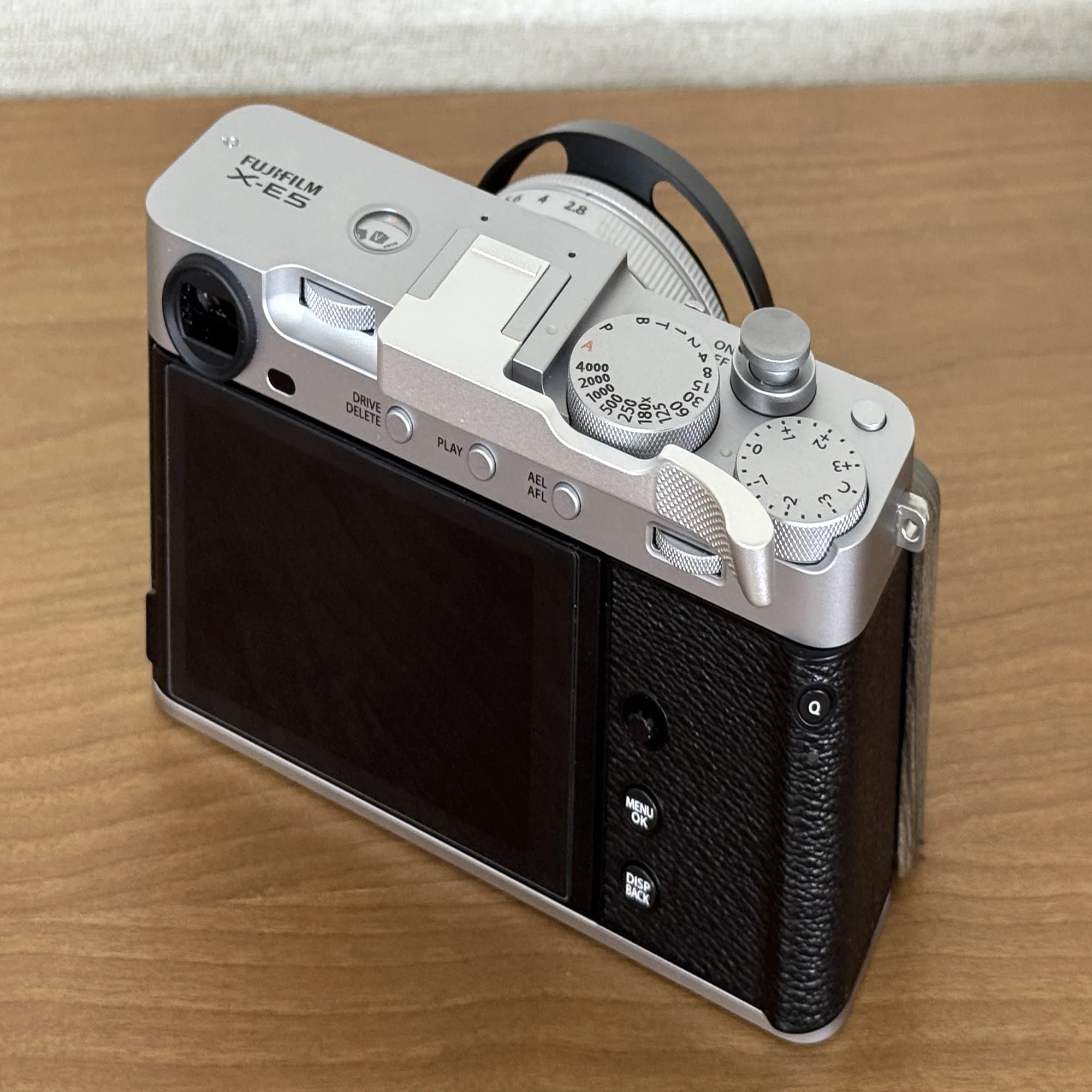 X-E5はスペック以前にモノとして愛せるカメラだ｜魚住謙介（ ULYSSESと 