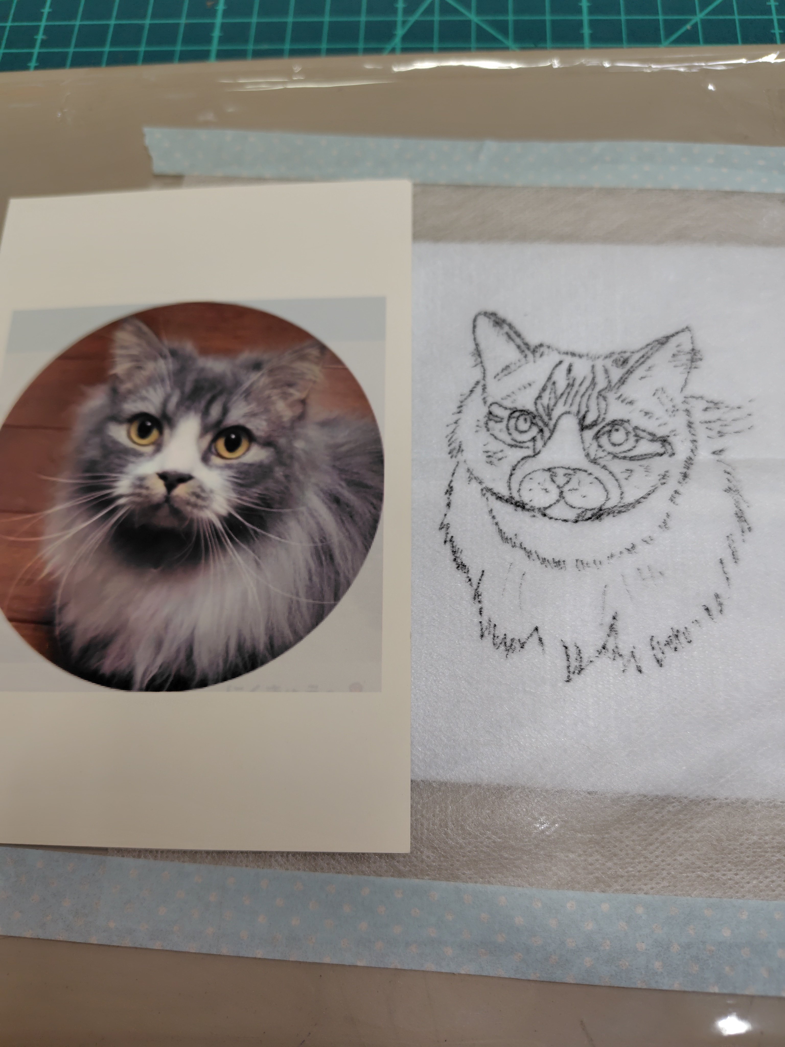 シルクスクリーン 猫「Pink news paper」 🐈️リアル猫刺繍🐈️｜Pingちゃん