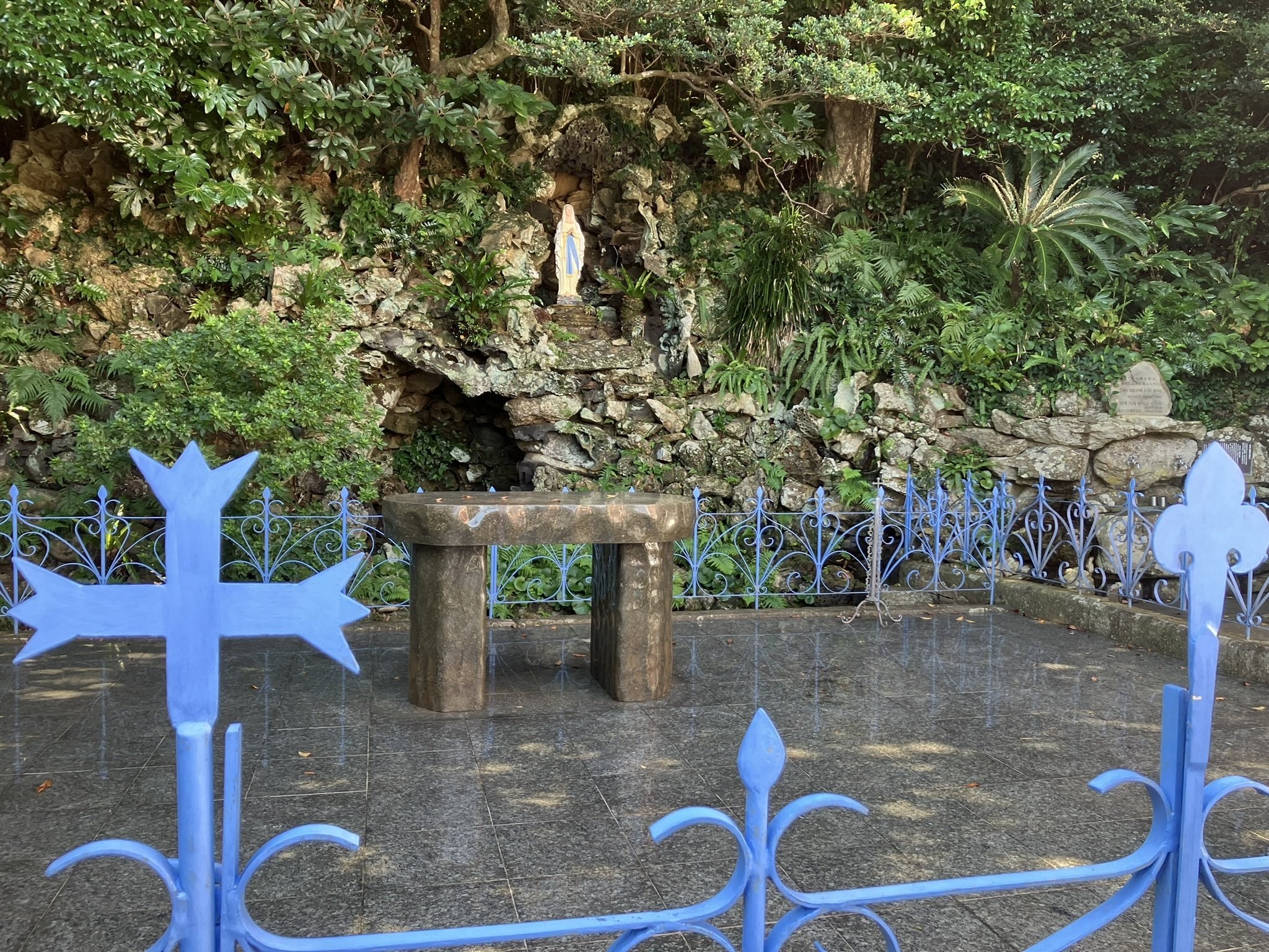 油彩　海辺の教会 水口新一 『穂高連峰』 油彩画 - 北海道画廊