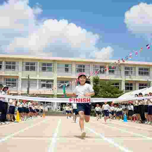 小学生 運動会 リレー 写真素材（サンプル）030