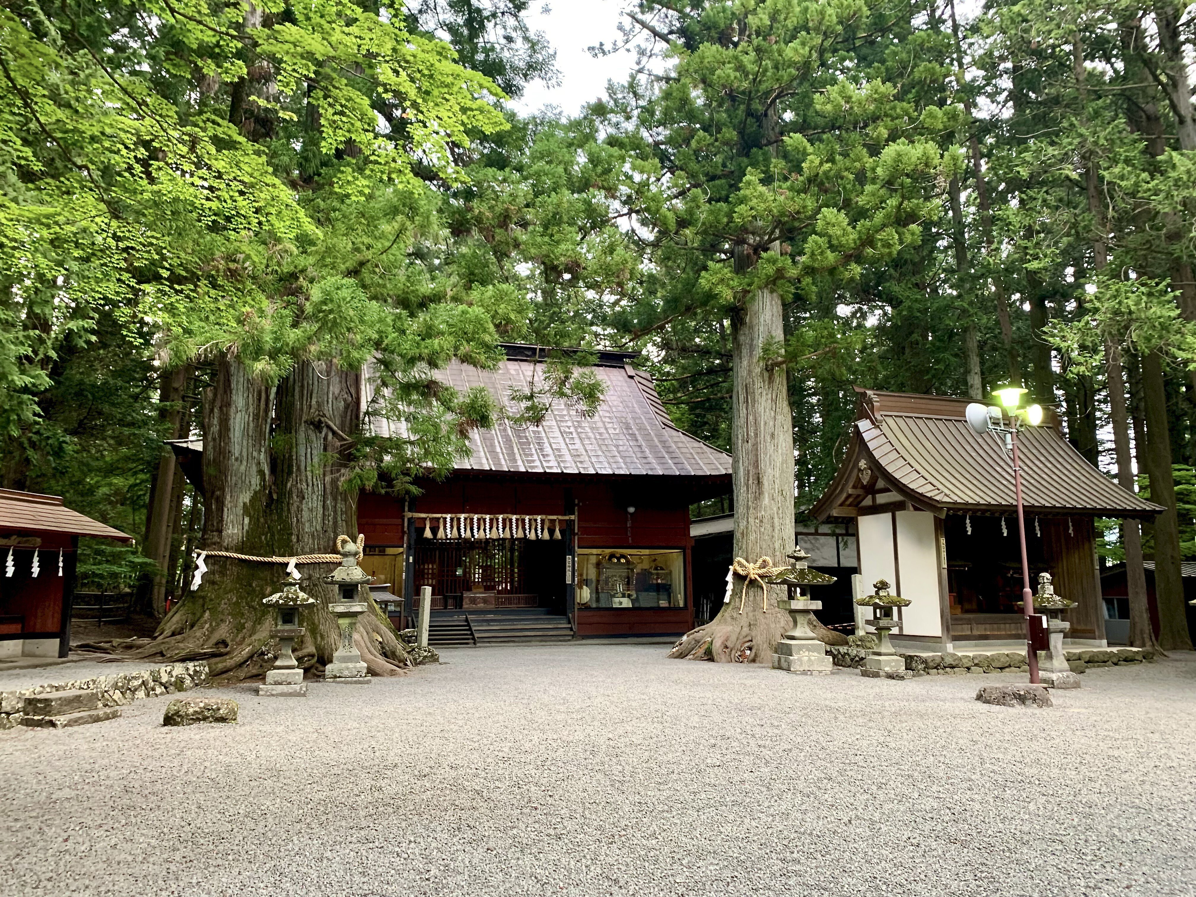 神社訪問記：北口本宮冨士浅間神社｜ここから先が富士山という境目