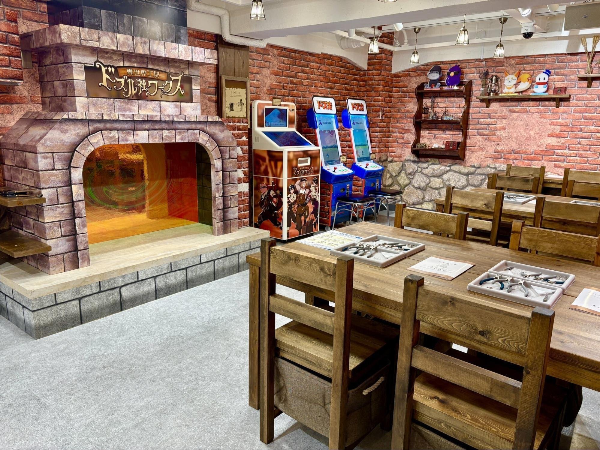 一から世界観をカタチに。常設店舗『ドズル社ワークス』制作の舞台裏