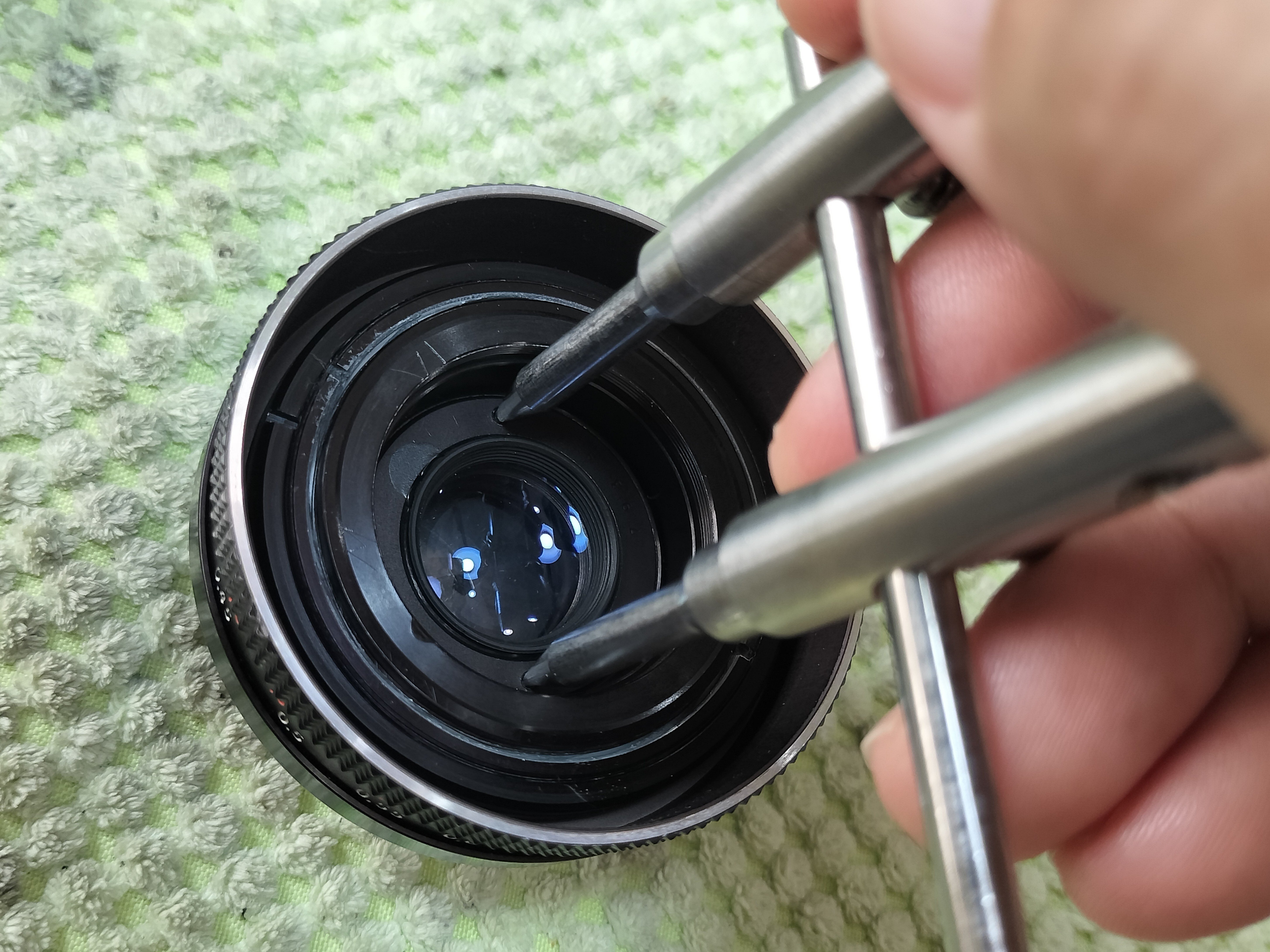 Carl Zeiss Jena DDR Tessar 50mm F/2.8の分解｜フィルムカメラ修理の