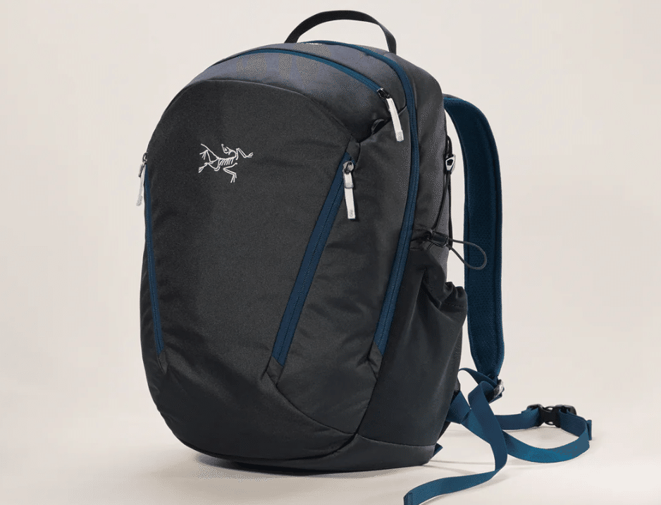 ダサい?】アークテリクス マンティス26をレビュー！旧モデルから改悪っ