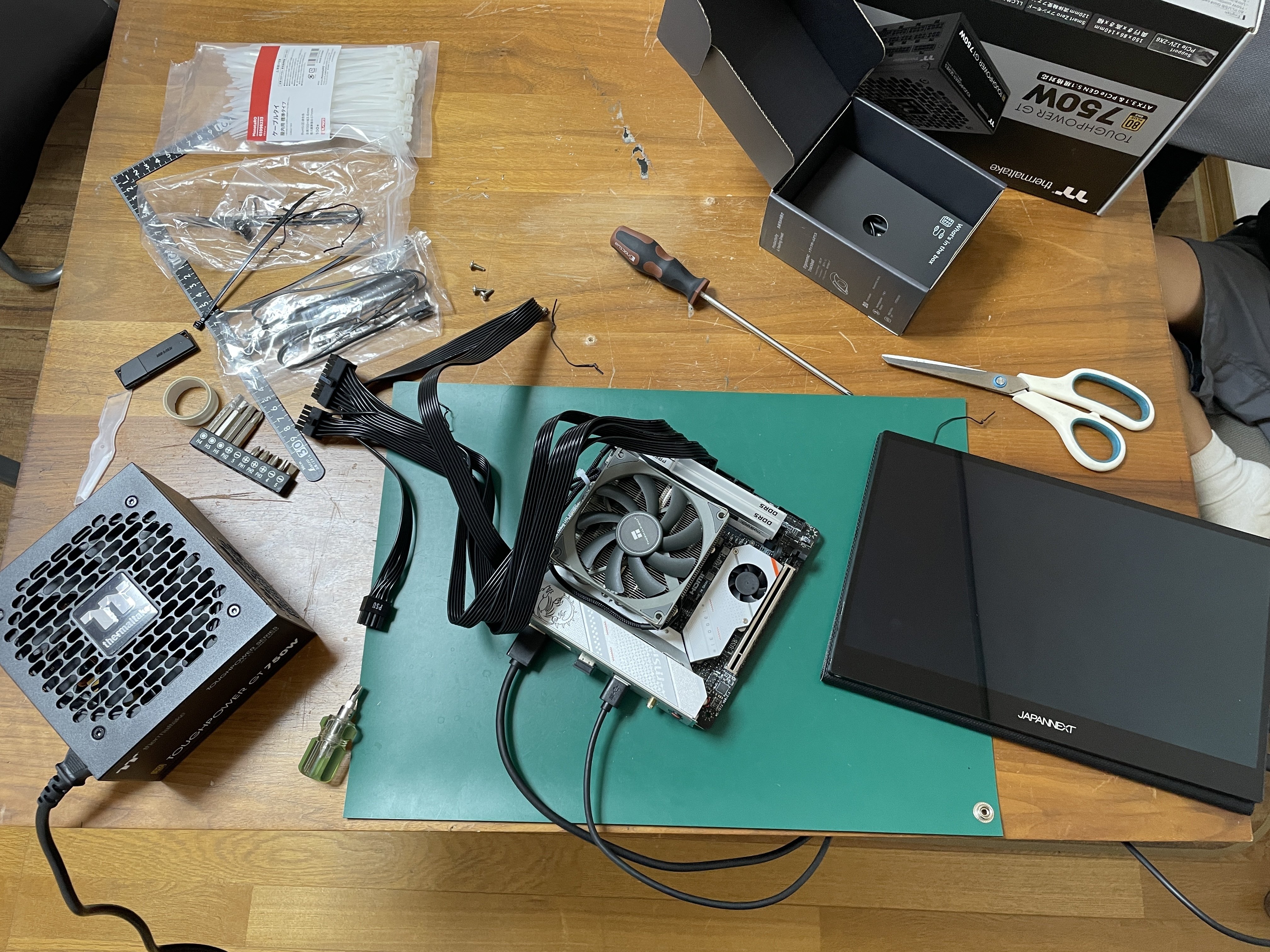 Jonsbo T6(mini-ITX)で組む小型ビジネスPC その3｜100足のわらじ