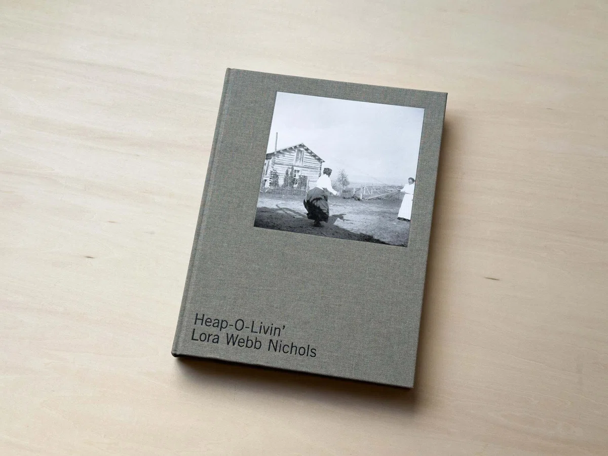 [Photobook Review] Toward a Photobook That Transcends Historical ...