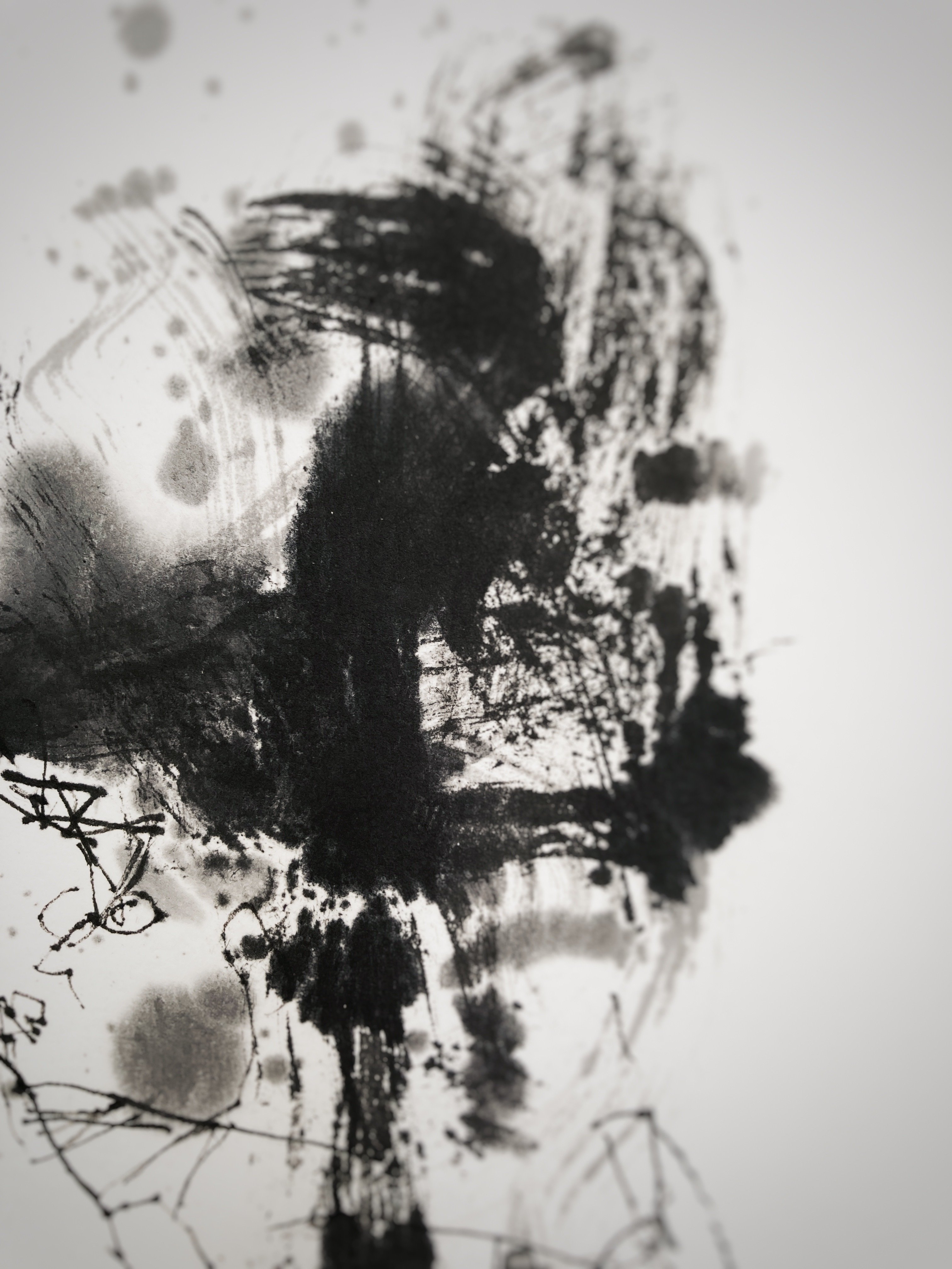 モノクロ｜銅版画のように｜墨と空気と密度のドローイング｜作品の