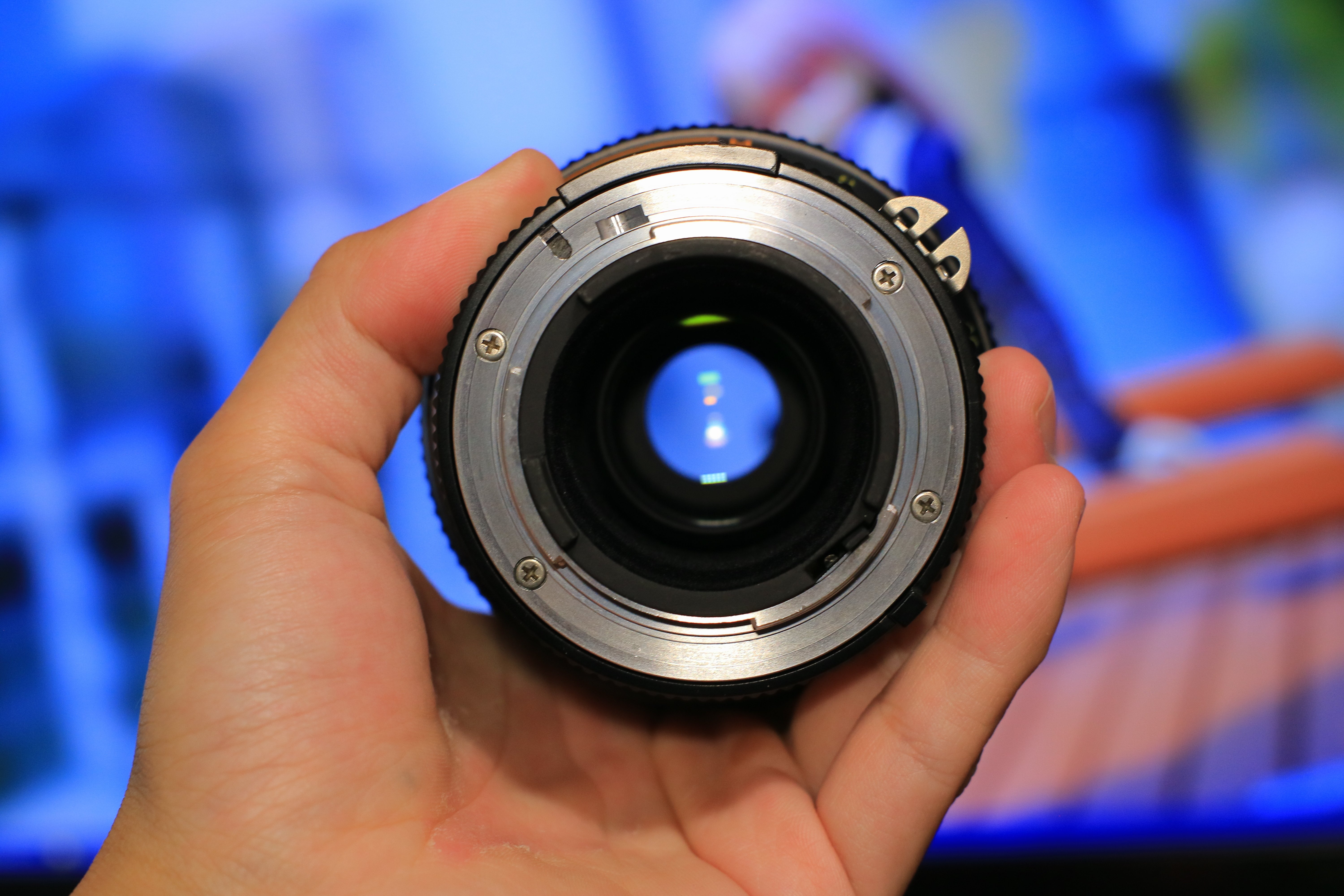 zoom-nikkor 100-300mm f/5.6Nikonニコン mayuriとレンズぬま *第六十二本* Nikon Ai Zoom-Nikkor 100-300mm F5