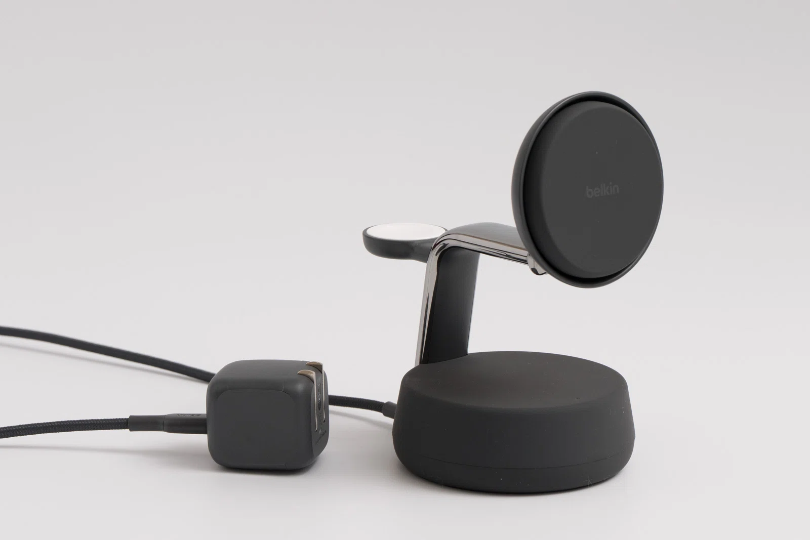Belkin ワイヤレス充電スタンド 3in1 ブラック WIZ001dqBK ベルキン ワイヤレス充電スタンド WIZ001DQBK BLACK Qi2 25W対応の