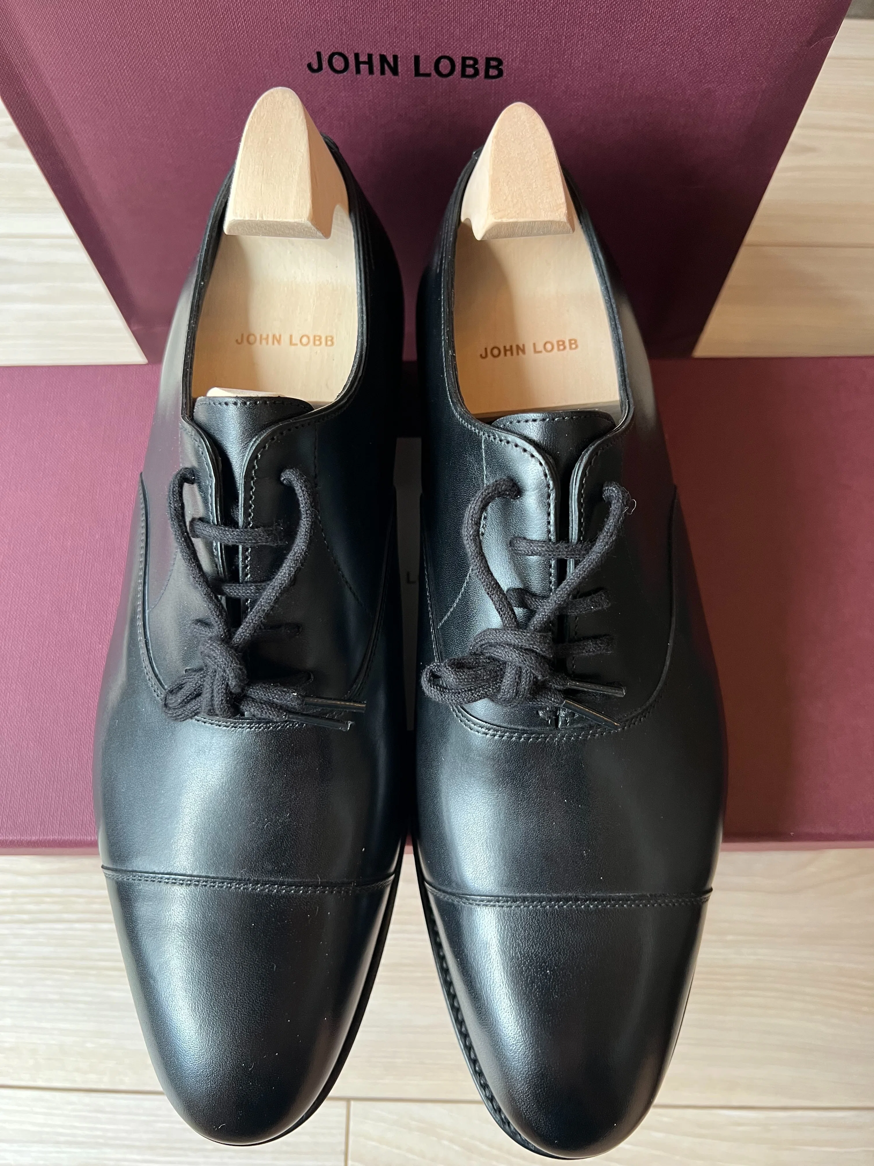JOHN LOBB(ジョン・ロブ)｜一生に一度の舞台である