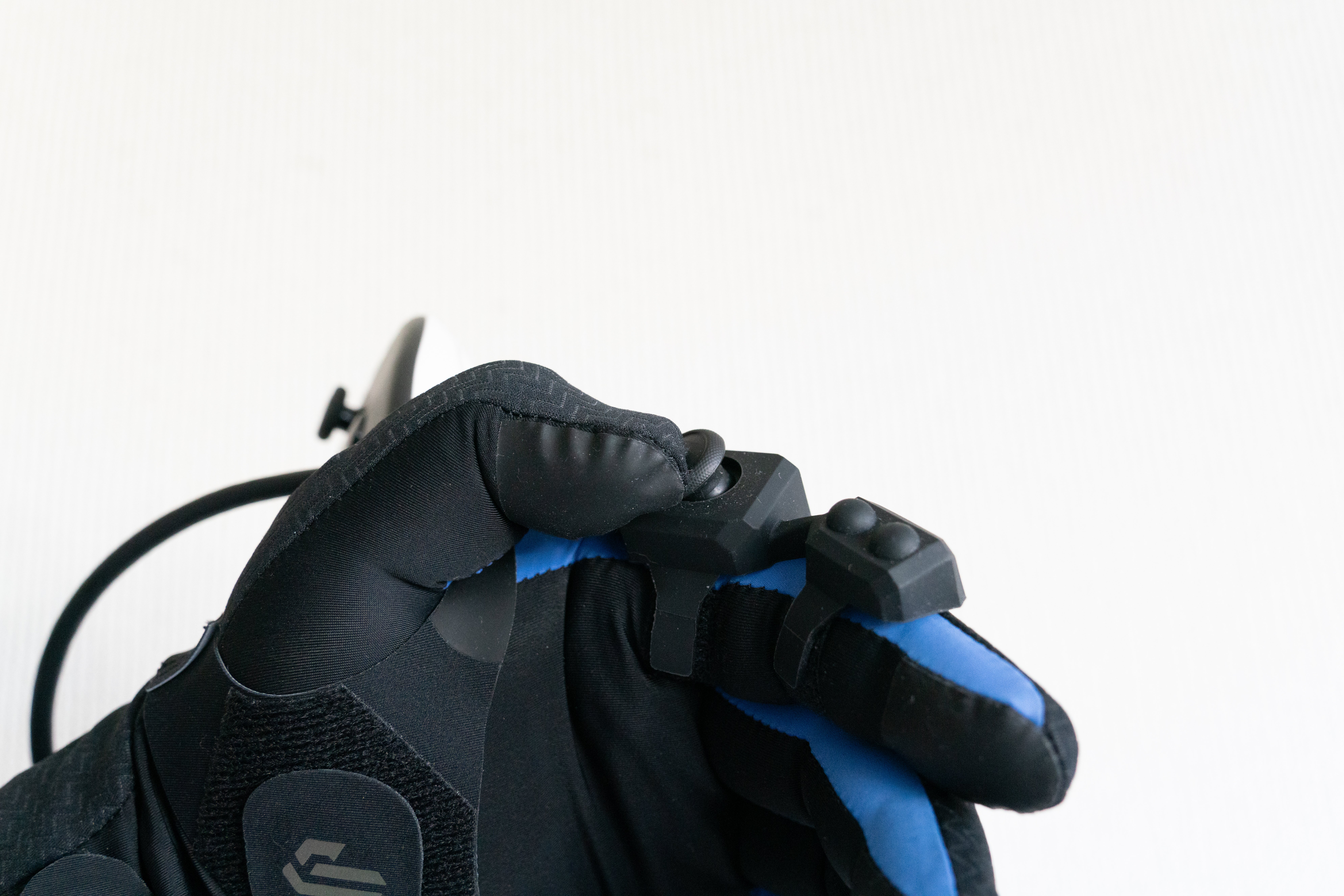 UDCAP VRグローブレビュー：課題はあれど、得られるクロスモーダル知覚