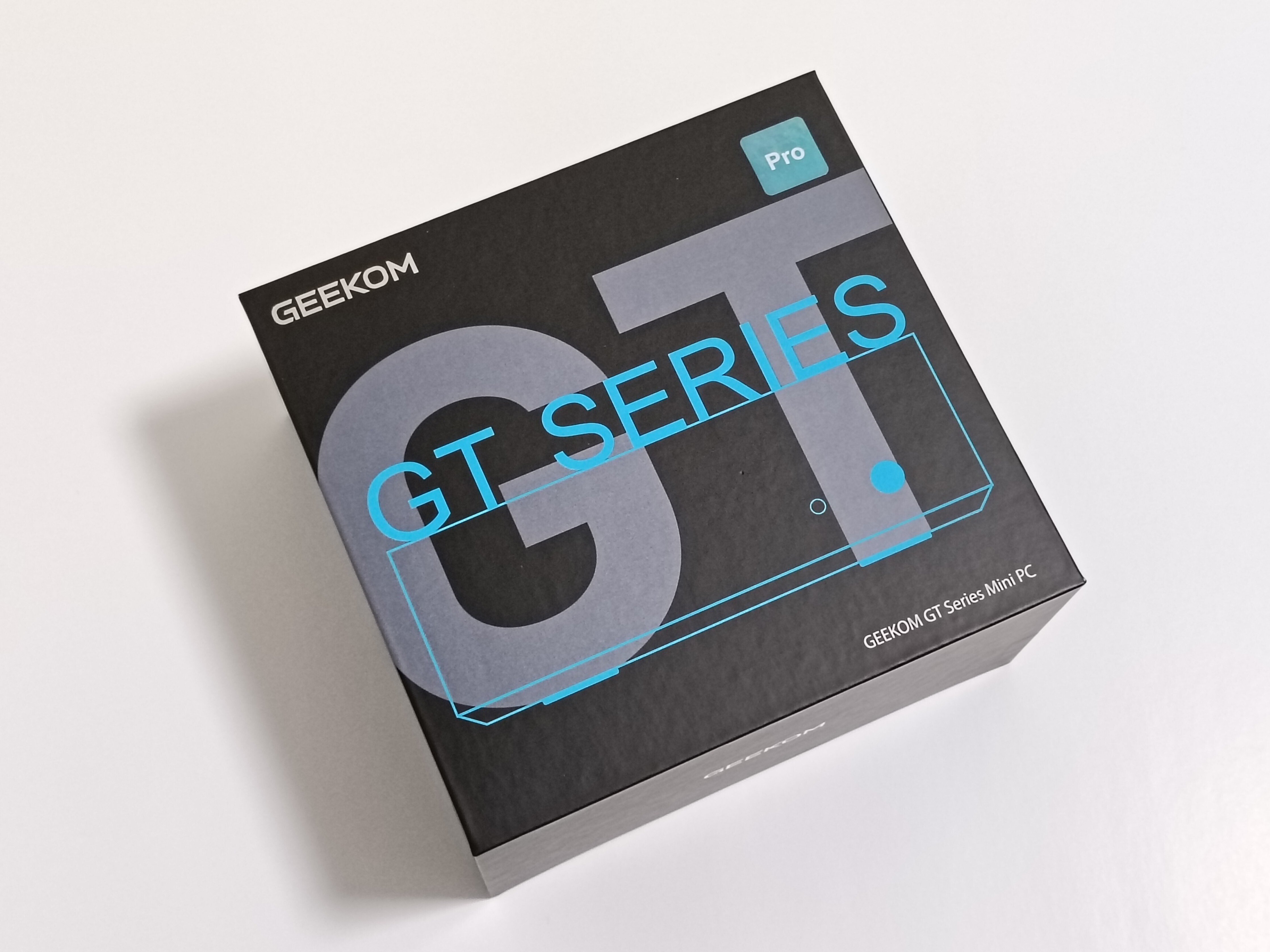 GEEKOM GT13 Pro 2025 Editionを試す｜「Intelが入っていて