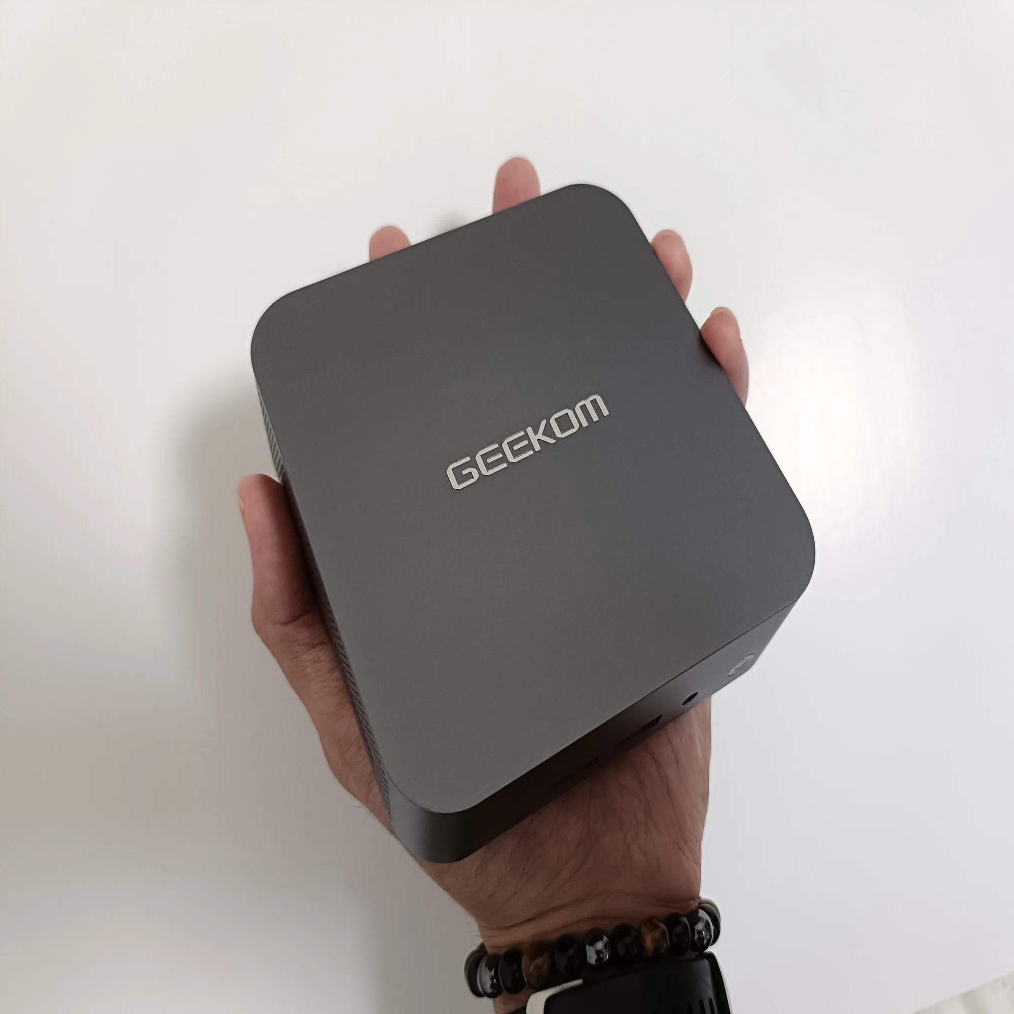 GEEKOM GT13 Pro 2025 Editionを試す｜「Intelが入っていてほしい 