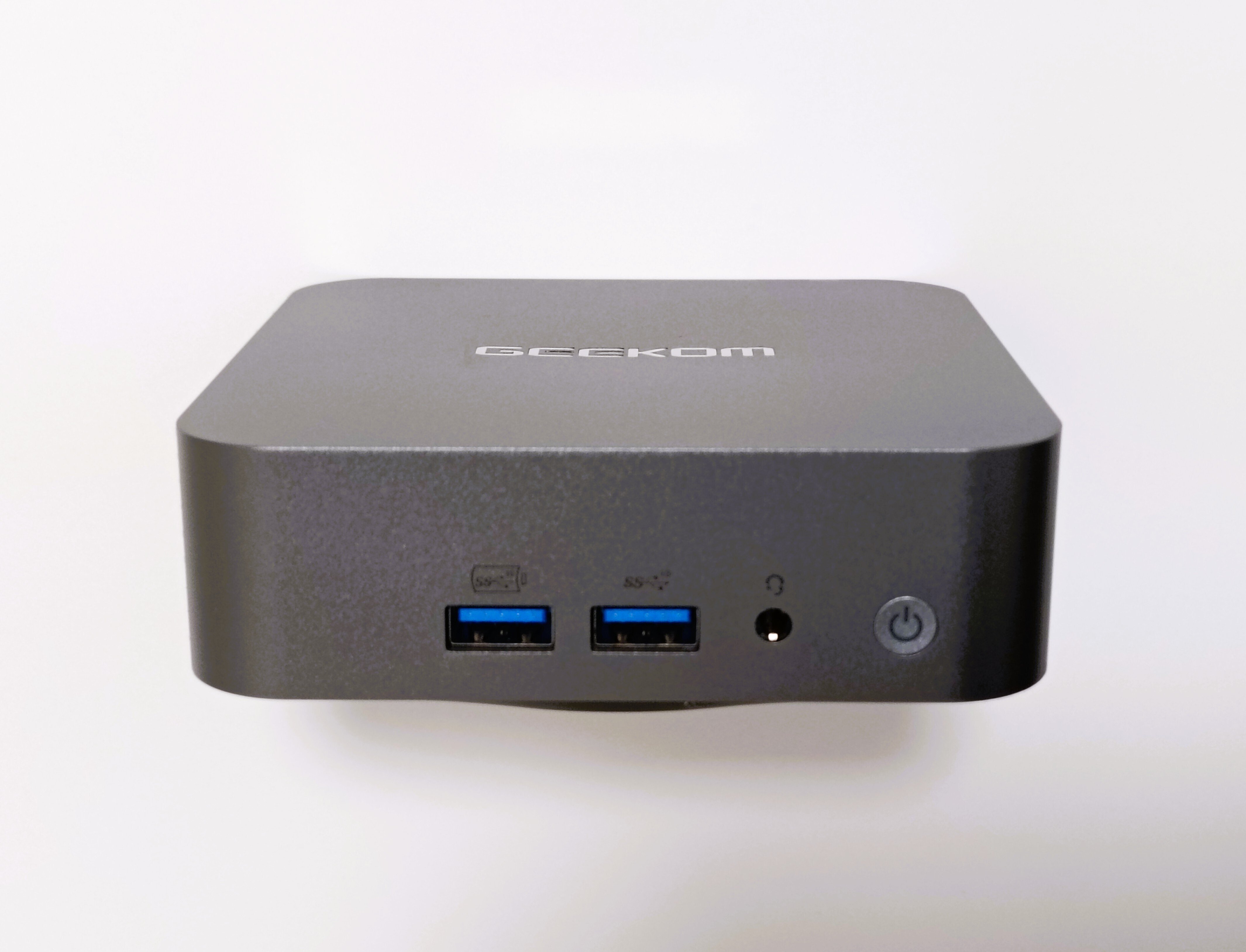 GEEKOM GT13 Pro 2025 Editionを試す｜「Intelが入っていてほしい