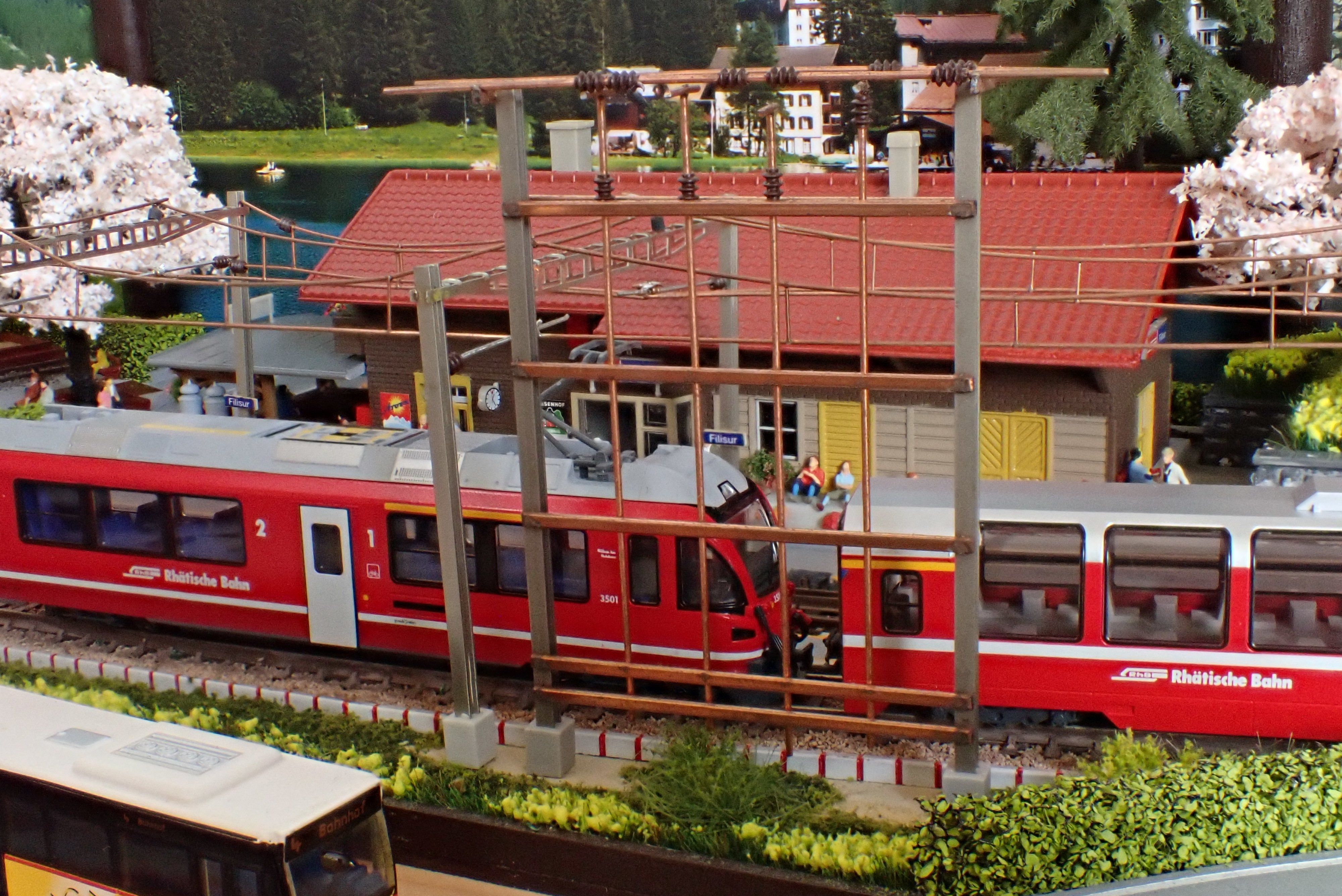 RhBに乗らない スイス 親子キャンプ旅｜旅人 モデラー