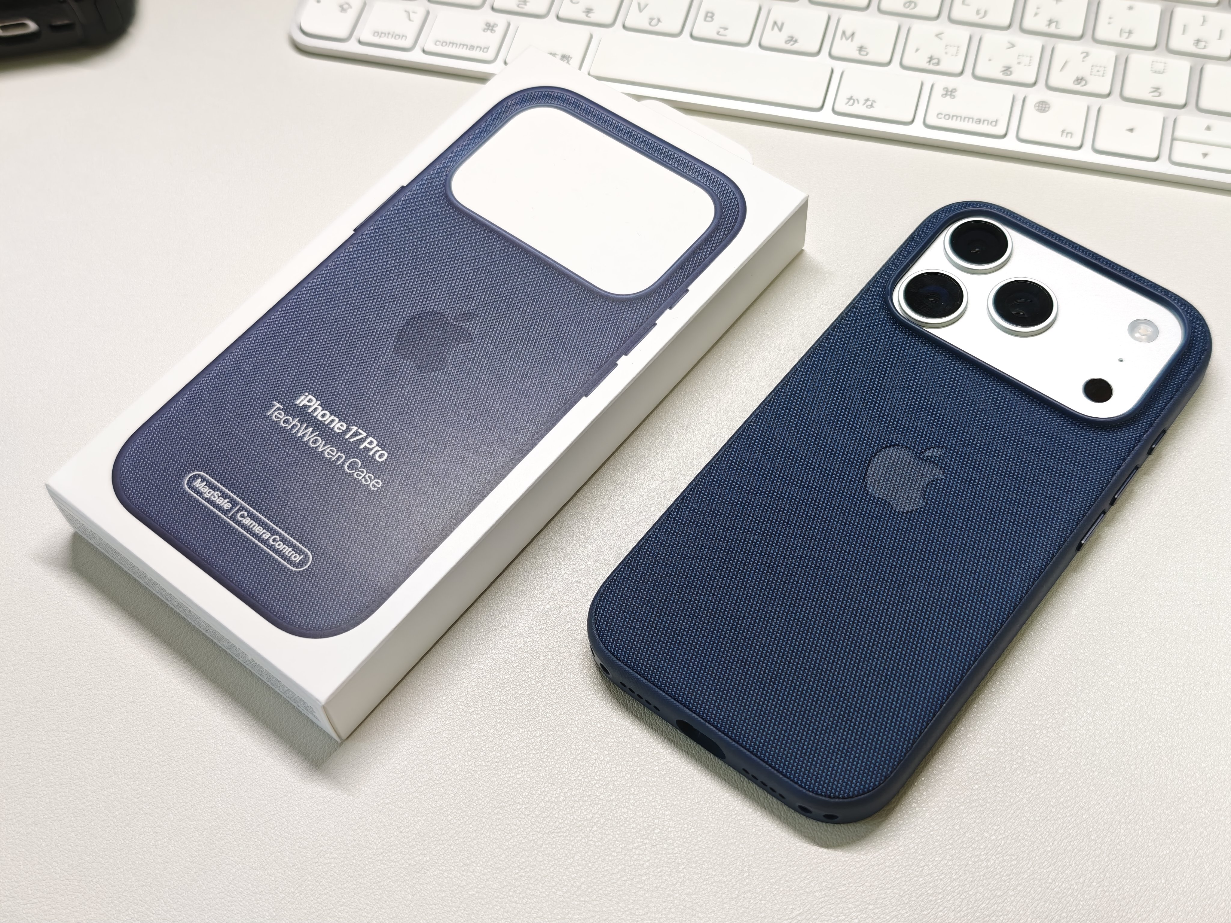 純正品　iPhone 17 Pro テックウーブンケース ブルー　新品未開封 iPhone 17 Pro 純正テックウーブンケースを使ってみたレビュー