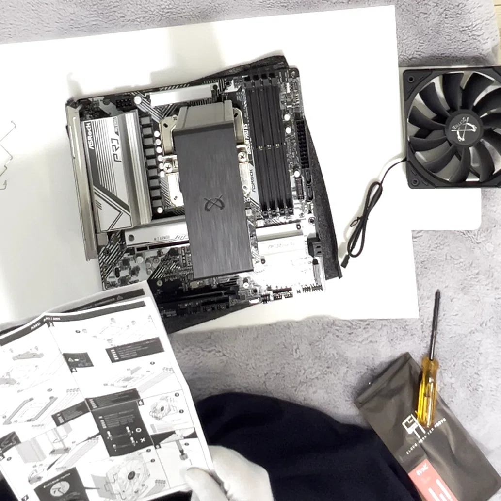 自作PC組み立ててみた～AMD Ryzen7 7700+B650M Pro～ 後編｜Mi-Harl