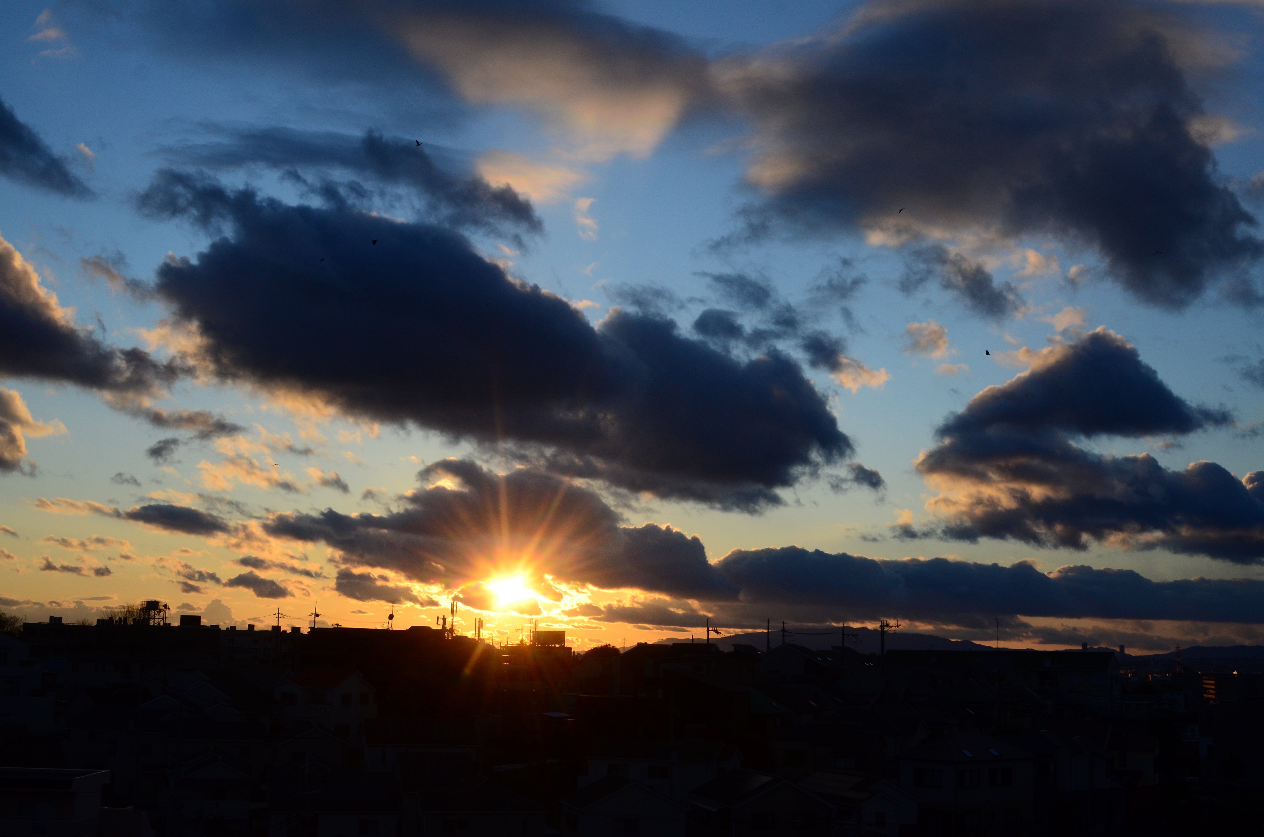 20250926 空を撮影するならNikonのD7000｜Ryuma