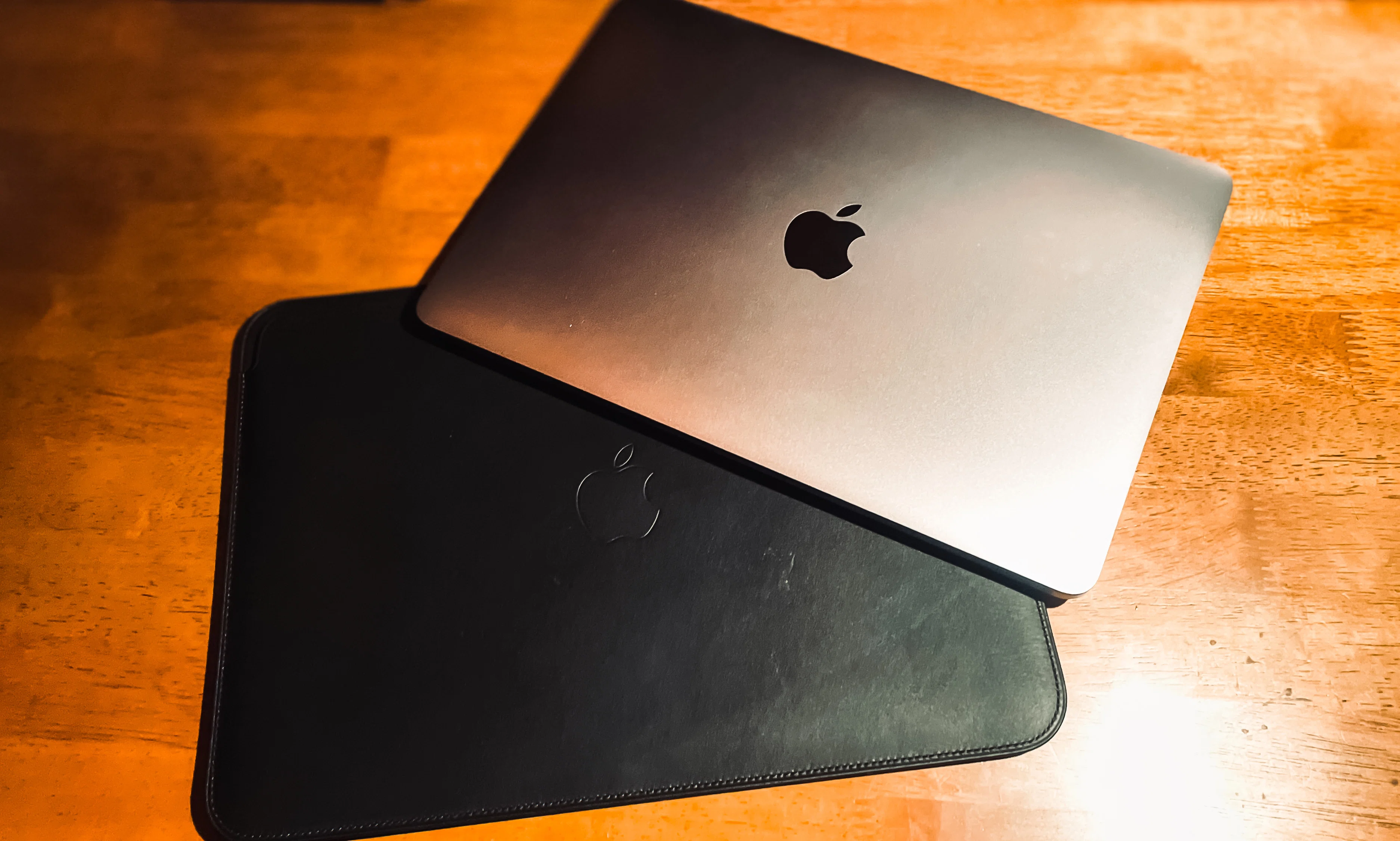 MacBook 12インチ】 〜愛用した“1年間”の感想〜 持ち運びに”最適”で