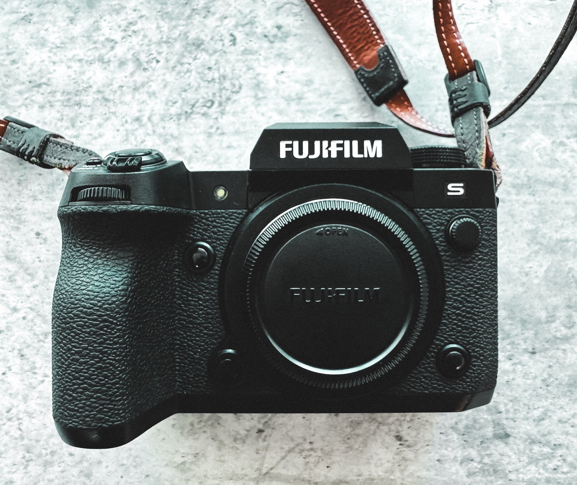 美品＊FUJIFILM X-H2S 多言語モデル メカシャッター13600回以下 美品＊FUJIFILM X-H2S 多言語モデル メカシャッター13600回以下 最終