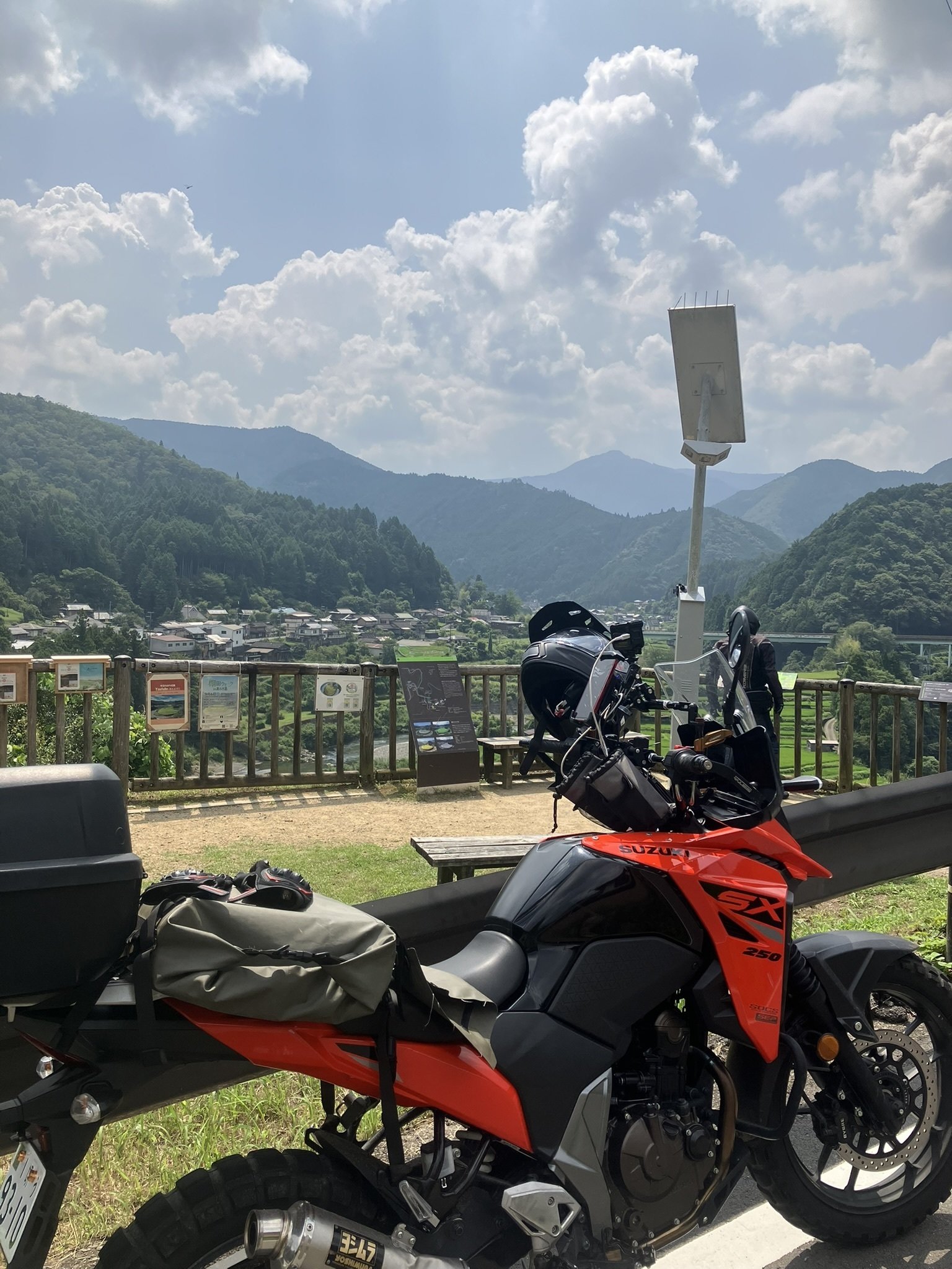 あらぎ島ツーリング ― Vストローム250SXで県道19号と林道宮川遠井線へ