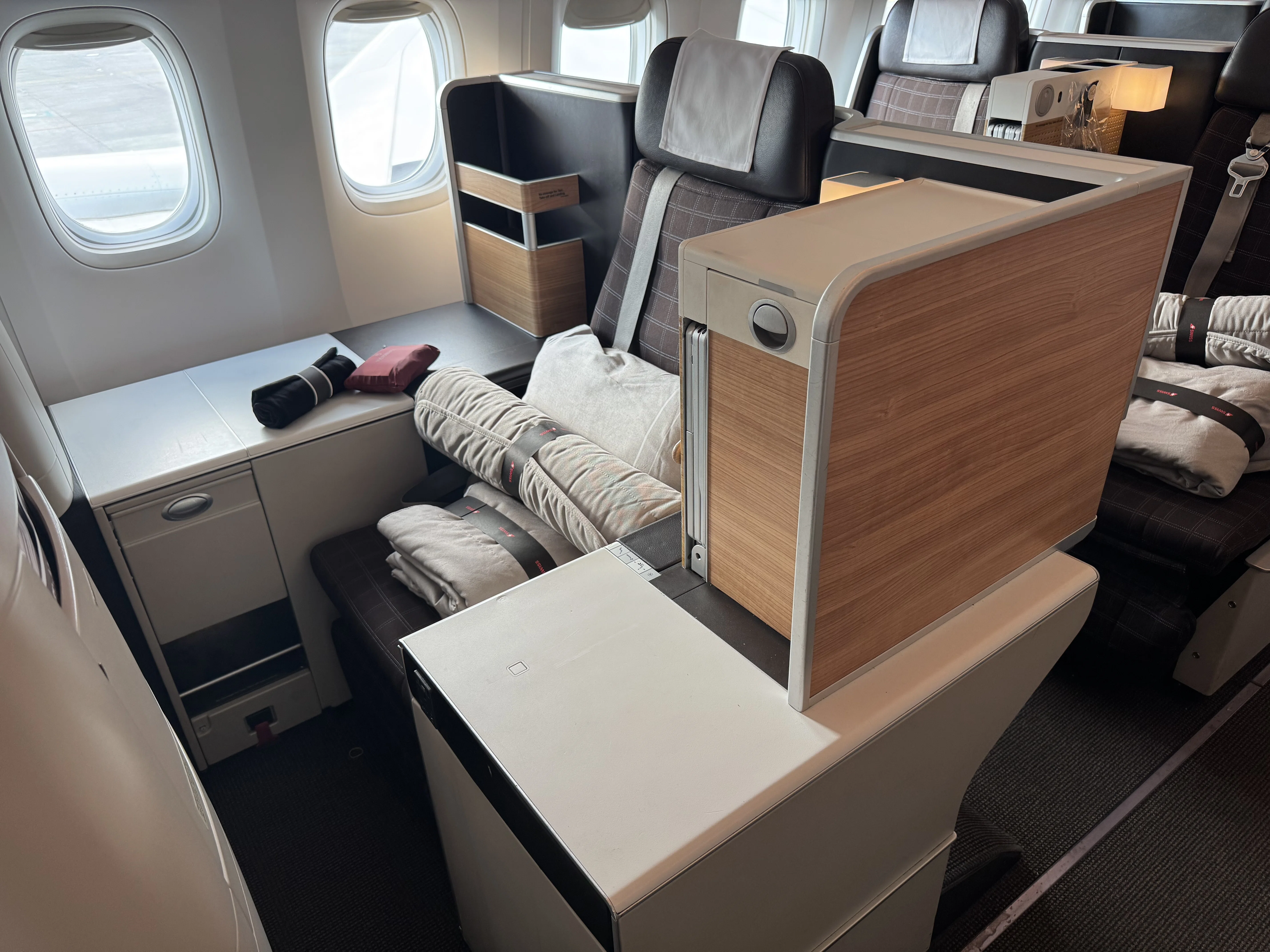 世界一周ひとり旅 30-31日目】スイス航空ビジネスクラス搭乗記