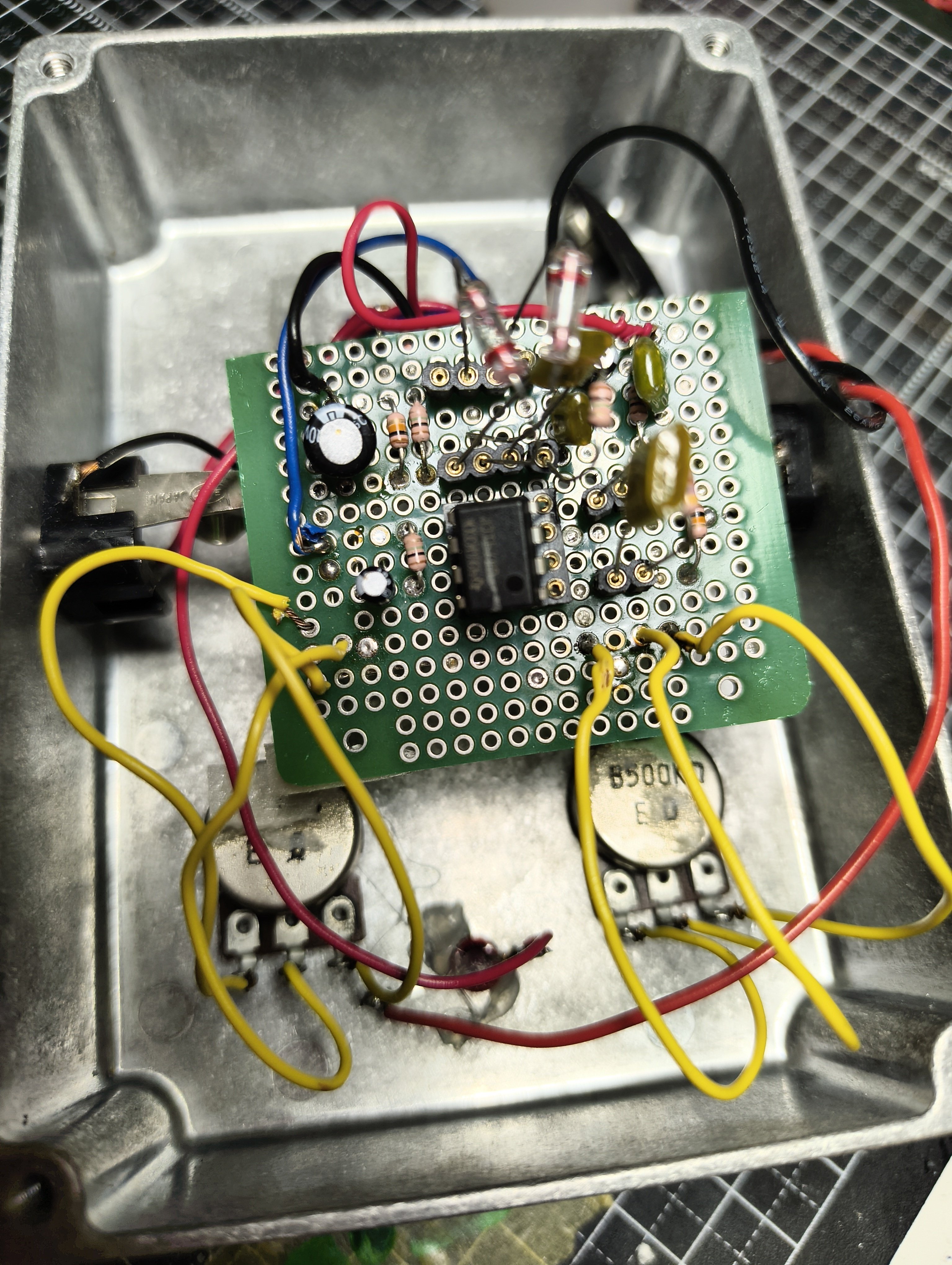 自作エフェクター｜リベンジ｜音の出ない残骸から学ぶ｜ippan_zin