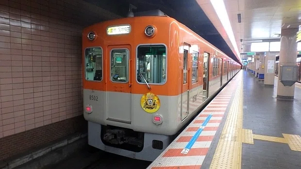 阪神電鉄】2025年09月 8000系 8523F 8502 “タイガース セ・リーグ優勝
