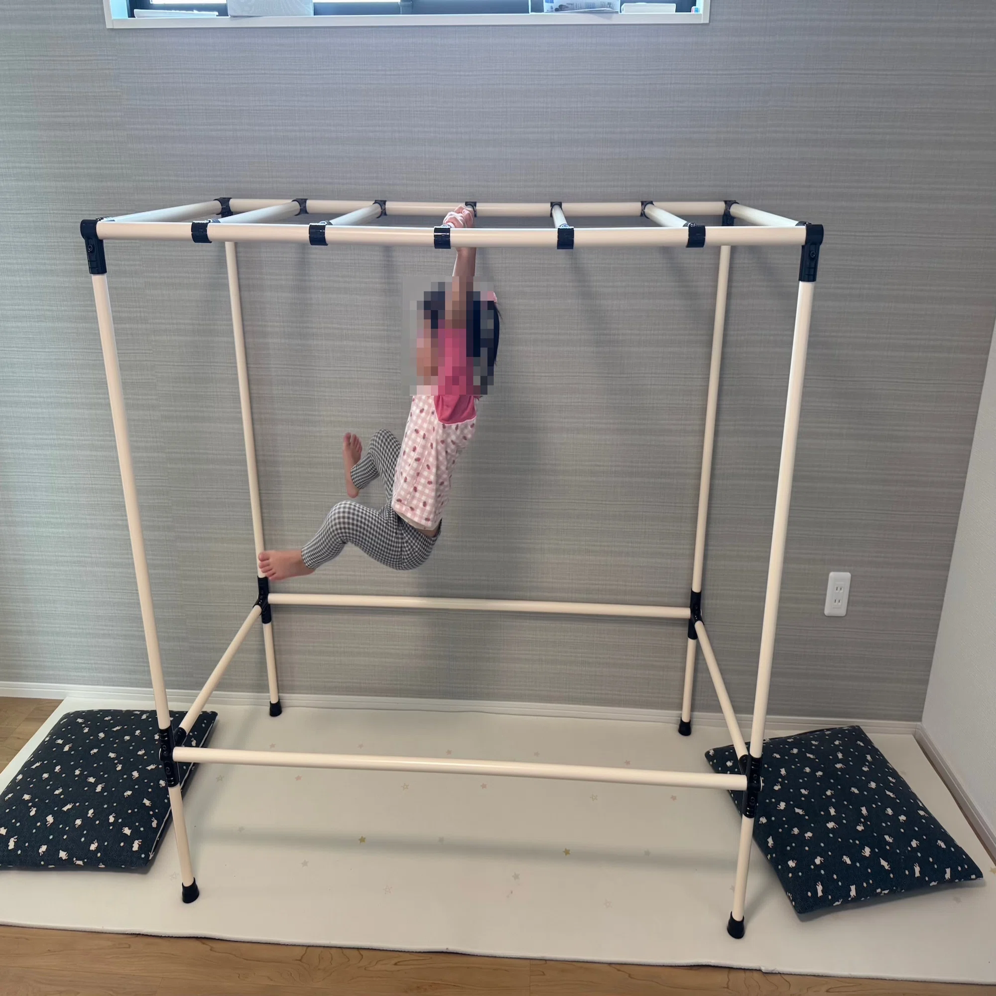 2万円台で作れた！イレクターパイプで子どもが喜ぶうんていDIY｜Teach